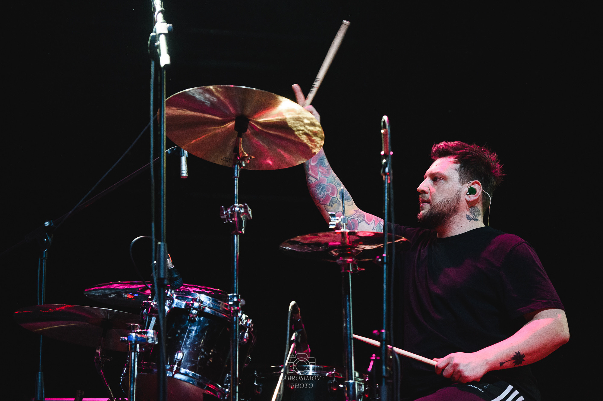 DOBROFEST Winter Edition в клубе VK Stadium. Репортажный и свадебный фотограф в Москве