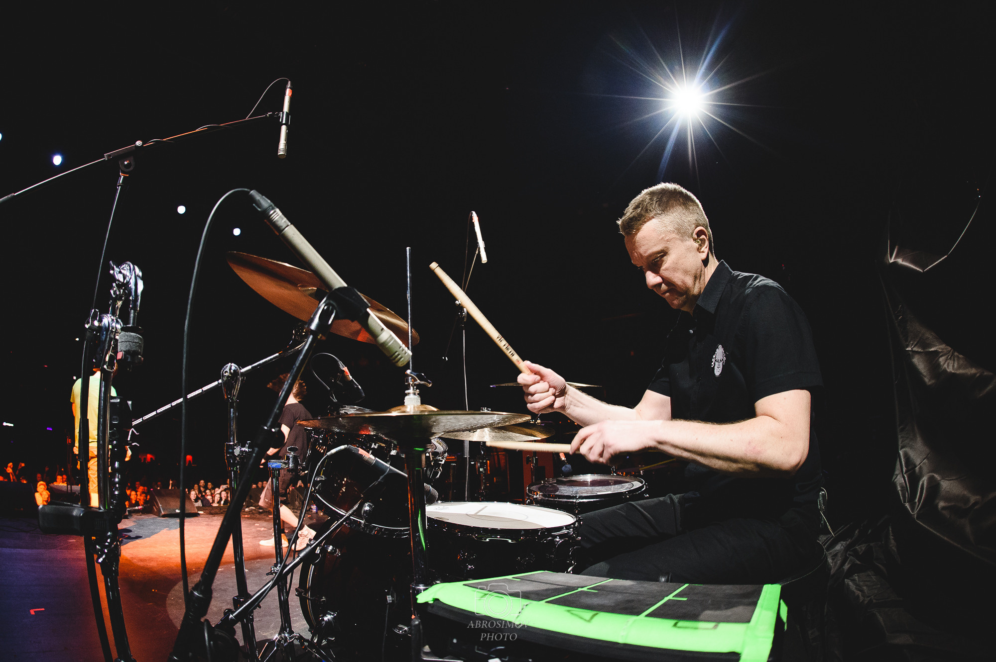 DOBROFEST Winter Edition в клубе VK Stadium. Репортажный и свадебный фотограф в Москве