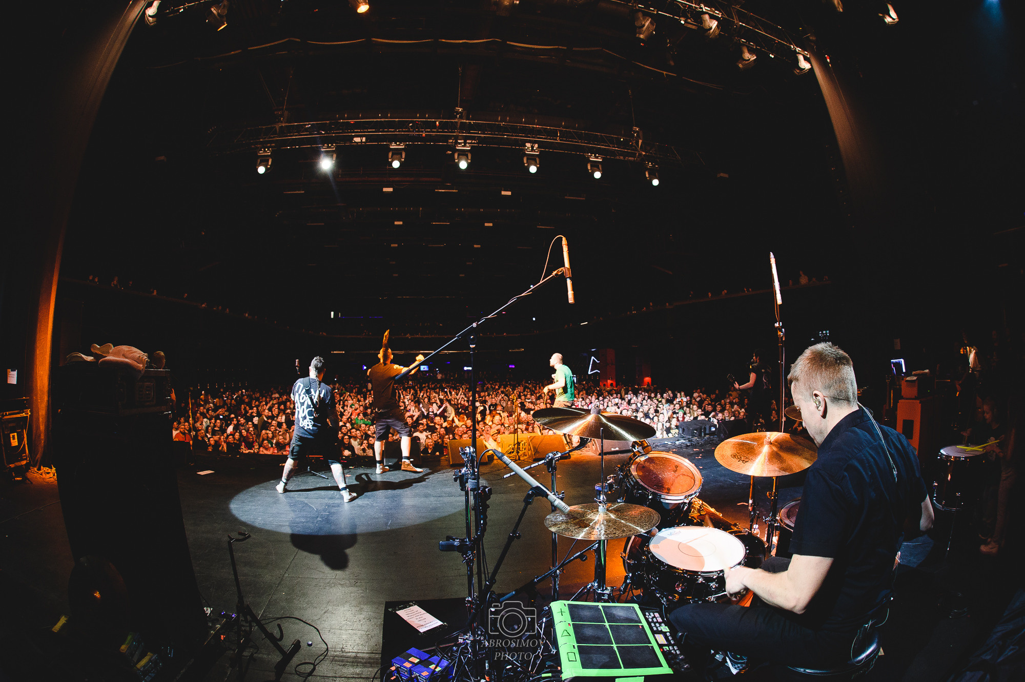 DOBROFEST Winter Edition в клубе VK Stadium. Репортажный и свадебный фотограф в Москве