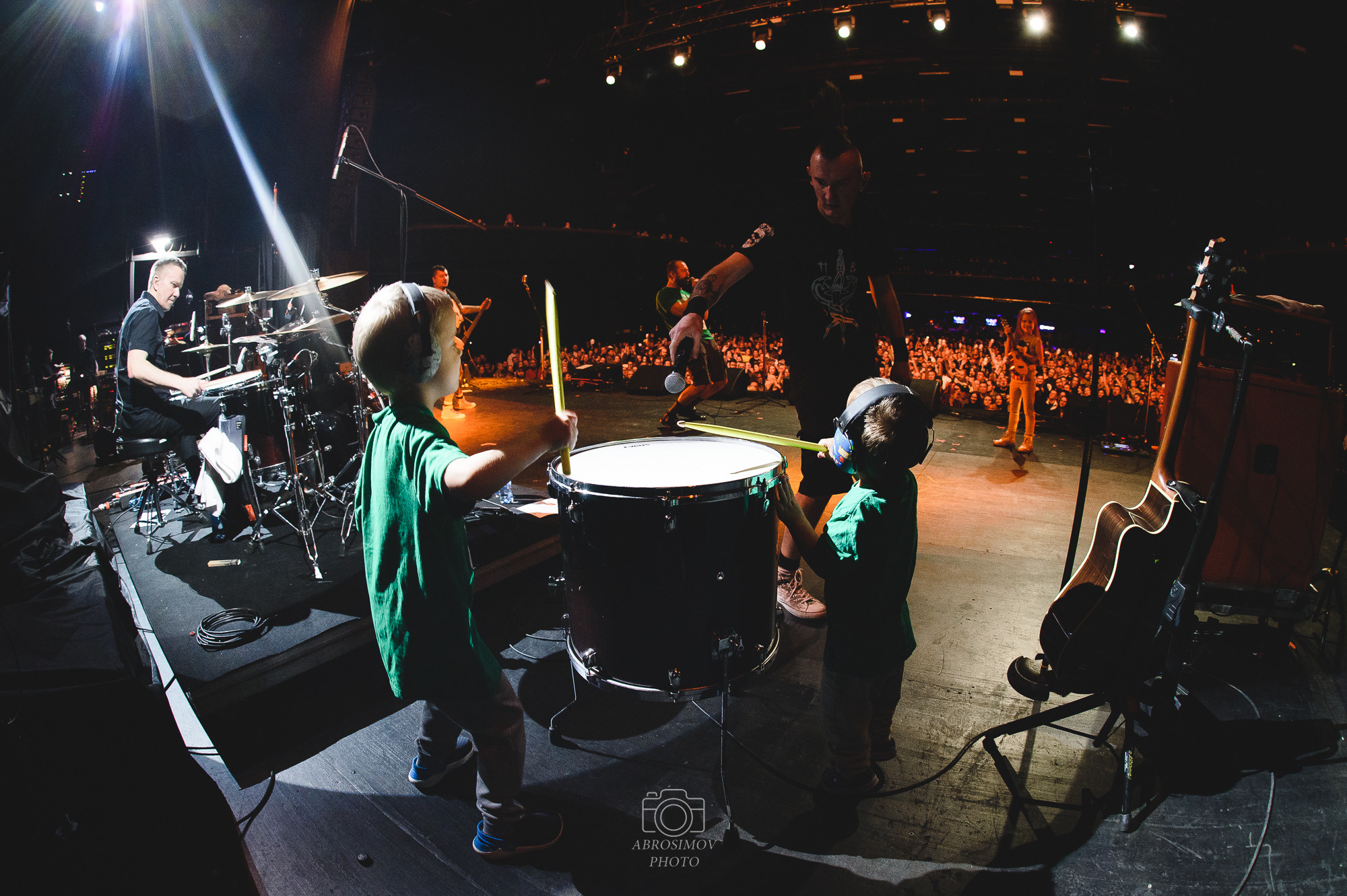 DOBROFEST Winter Edition в клубе VK Stadium. Репортажный и свадебный фотограф в Москве