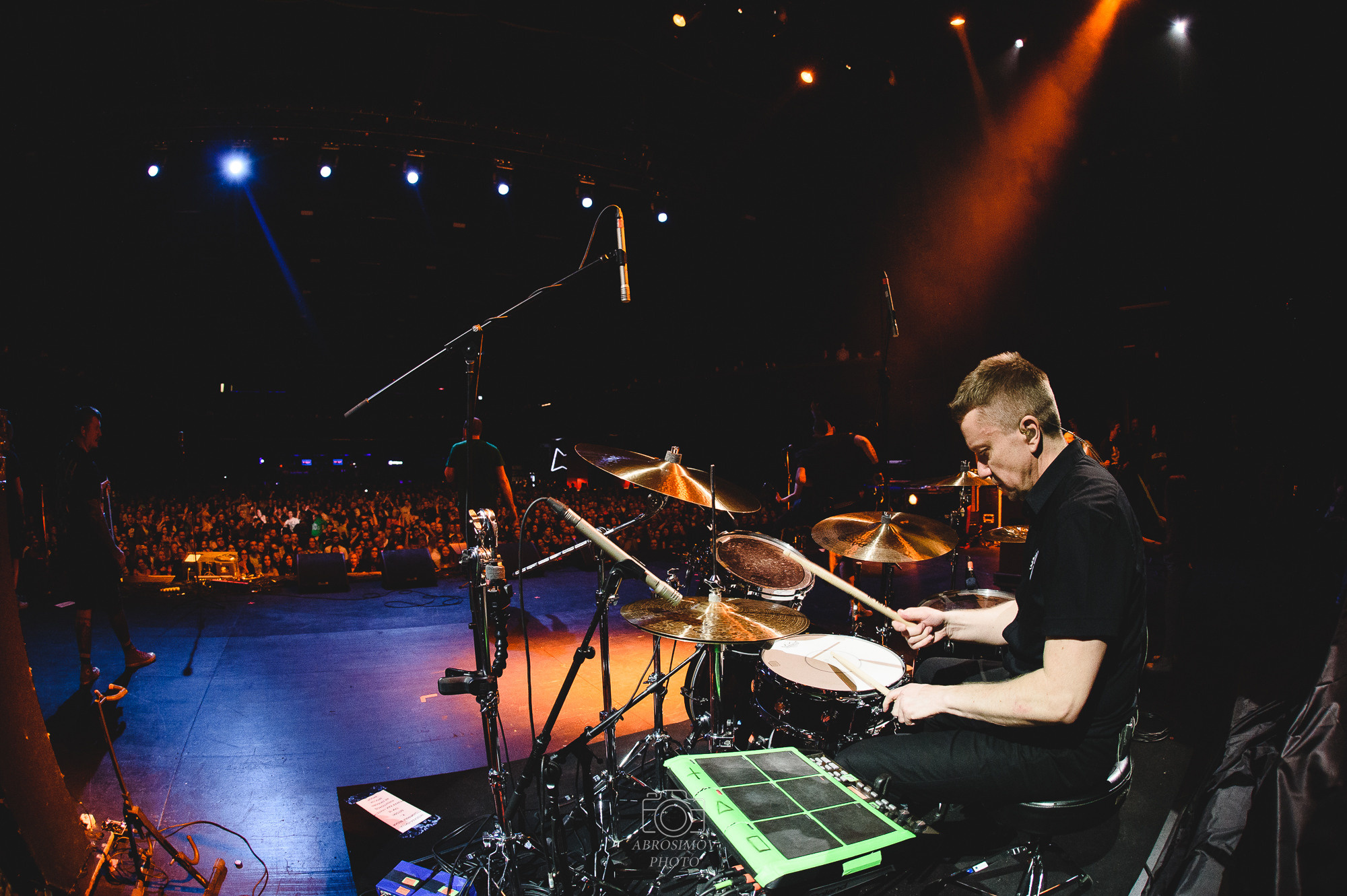 DOBROFEST Winter Edition в клубе VK Stadium. Репортажный и свадебный фотограф в Москве