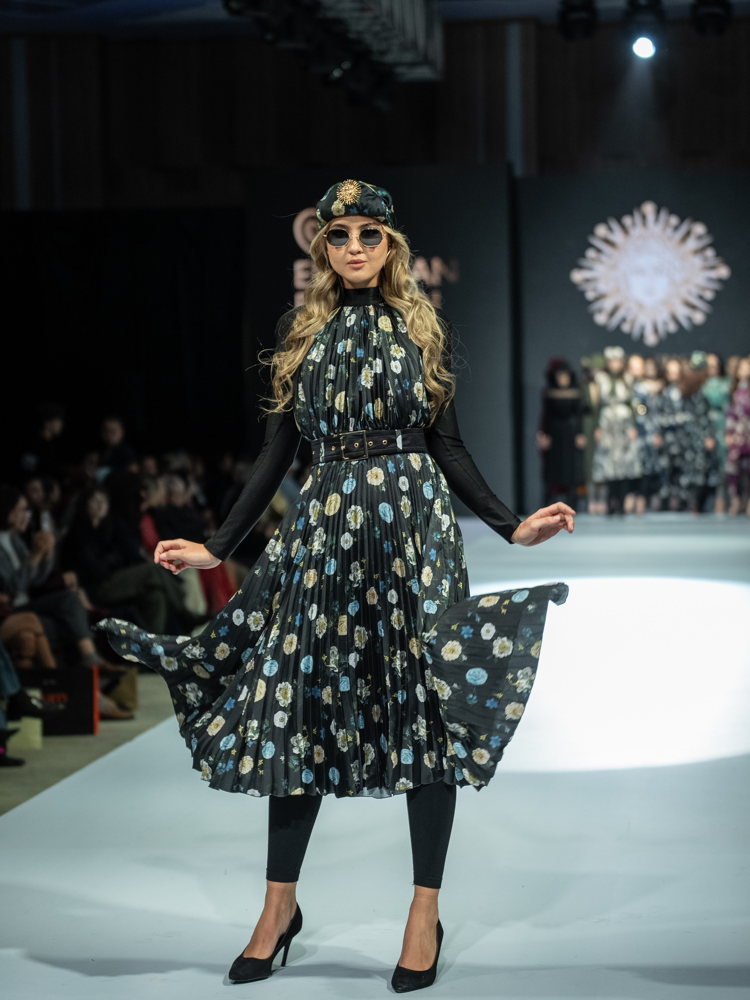 EURASIAN FASHION WEEK Sun Sergio. Сайт Алматинского НЮ АРТ, будуар и фэшн фотографа Дениса Карпенко