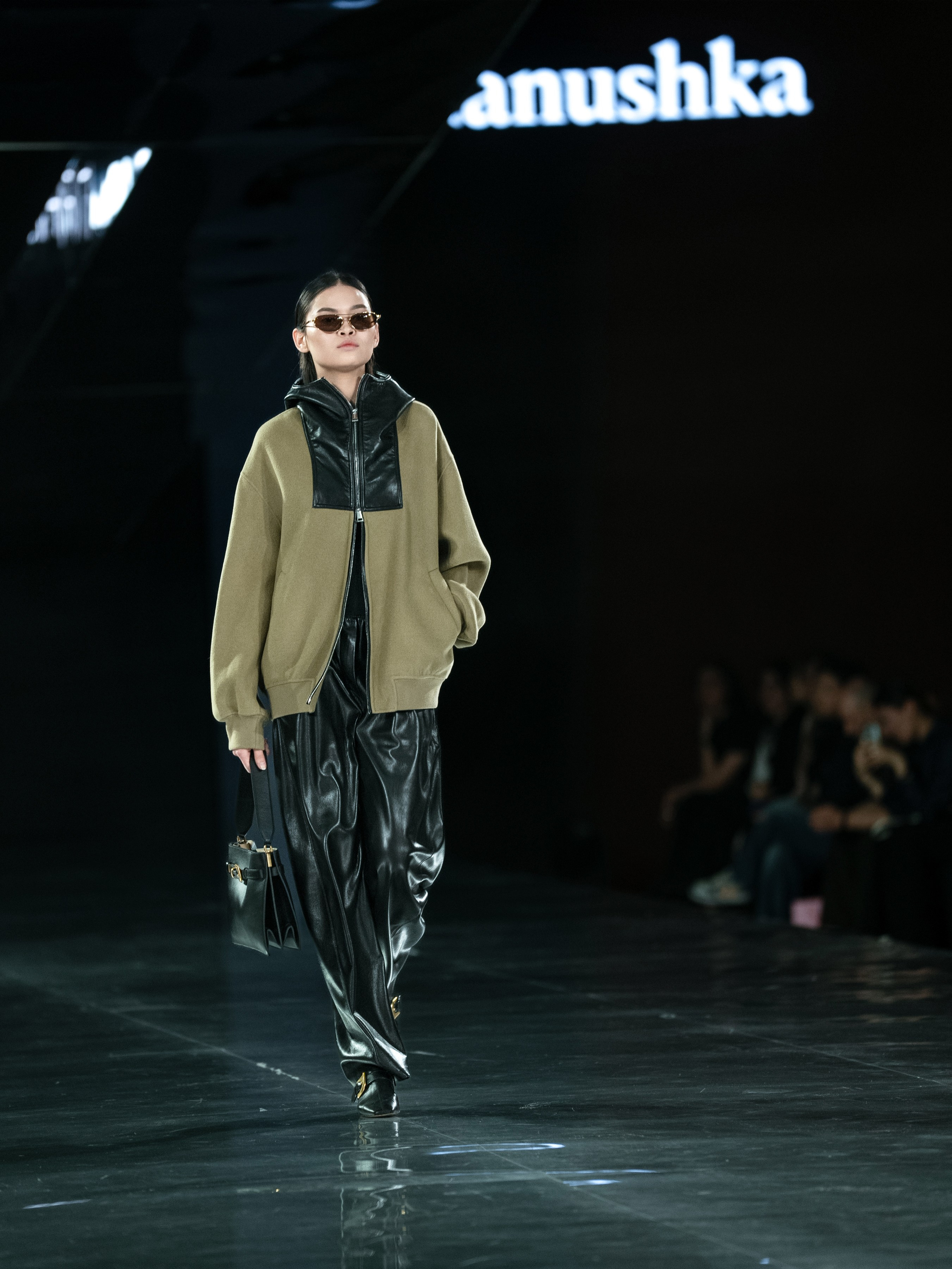 Visa Fashion Week Nanushka. Сайт Алматинского НЮ АРТ, будуар и фэшн фотографа Дениса Карпенко