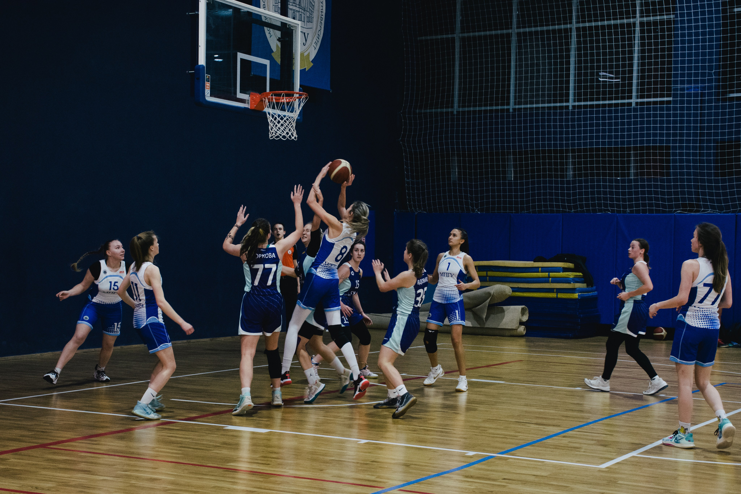 Баскетбол. Фотограф в Москве. Индивидуальные и парные съёмки, мероприятия, промо-съёмки для артистов