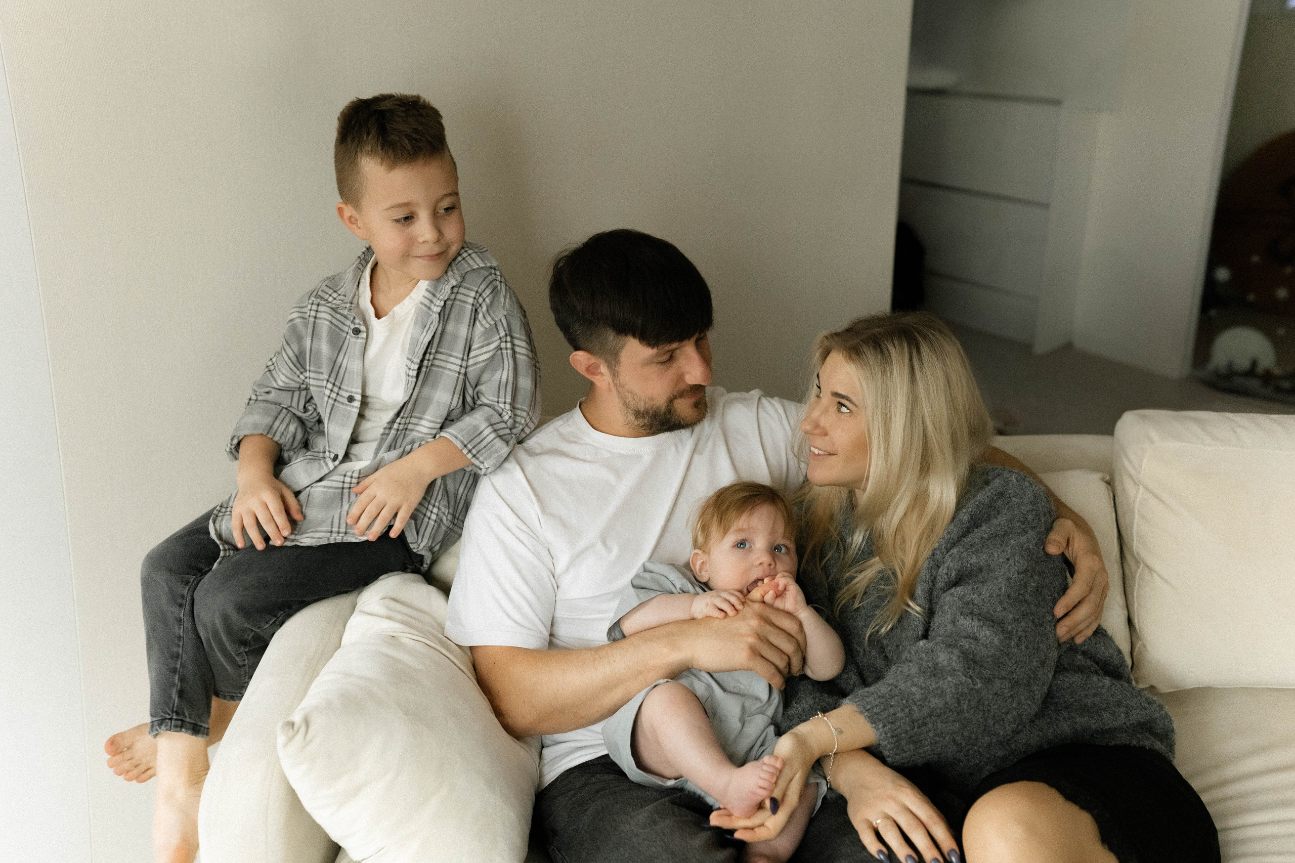 6 месяцев с домашними. Фотография о важном