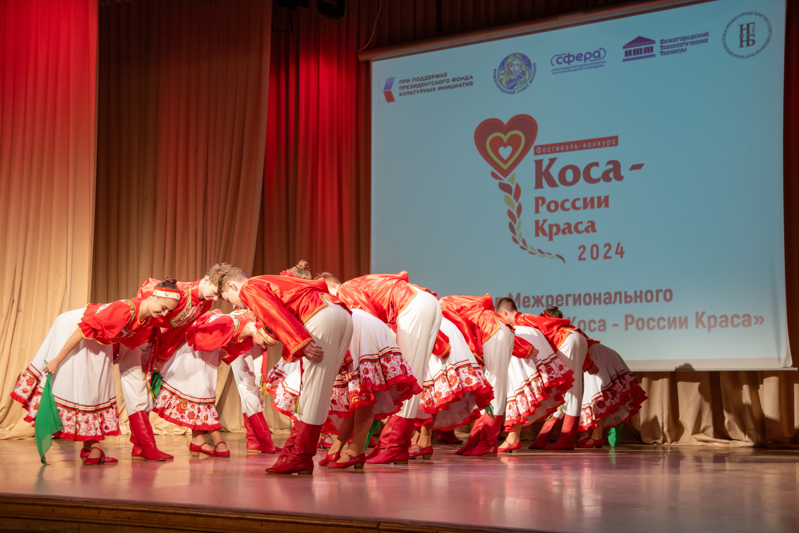 Репортажная съёмка концерта в Нижнем Новгороде. Фотограф Макс Огурцов в Нижнем Новгороде