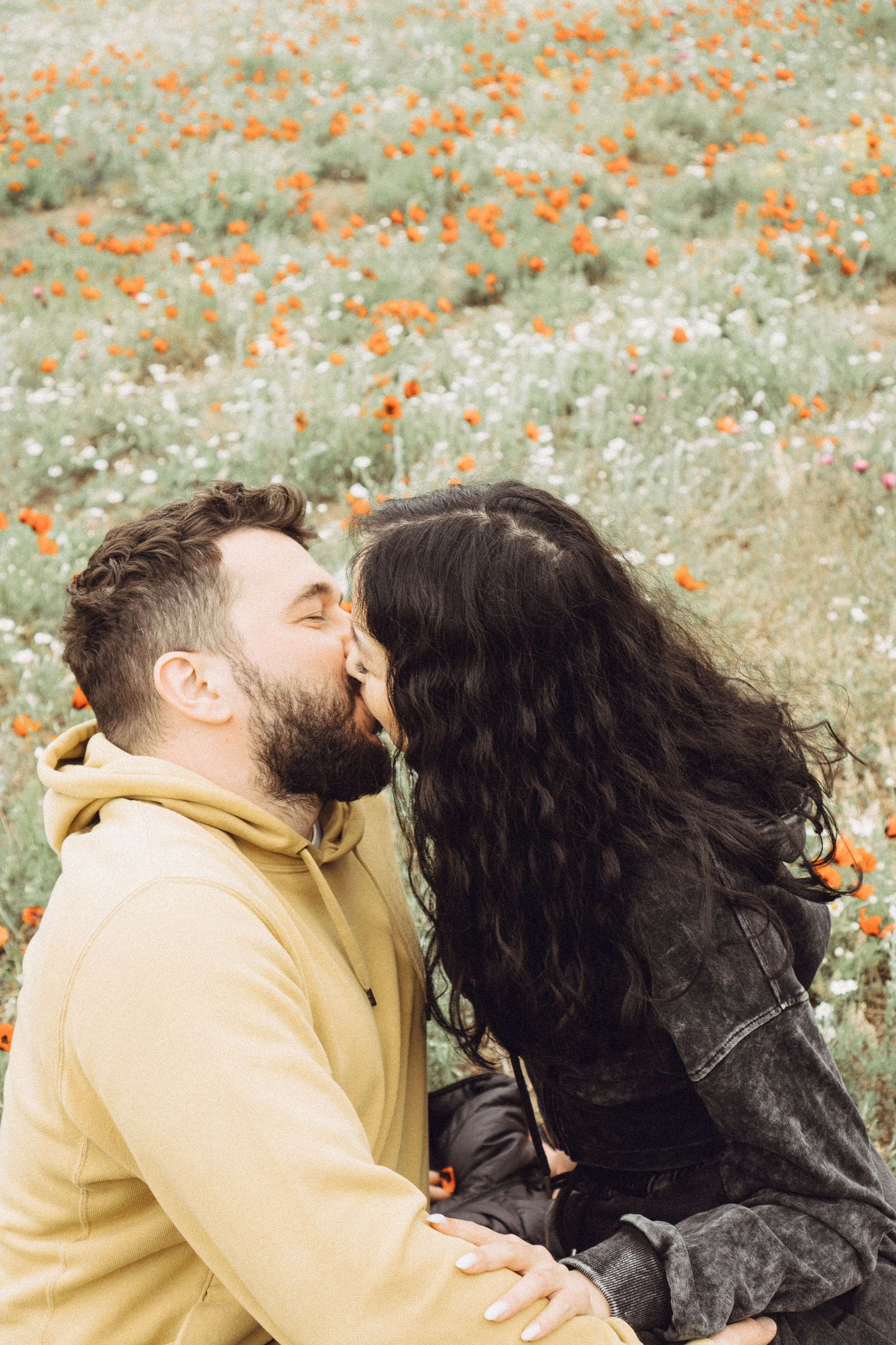 Любовь в маковом поле. Профессиональный фотограф, Санкт-Петербург — Виктория Богомолова