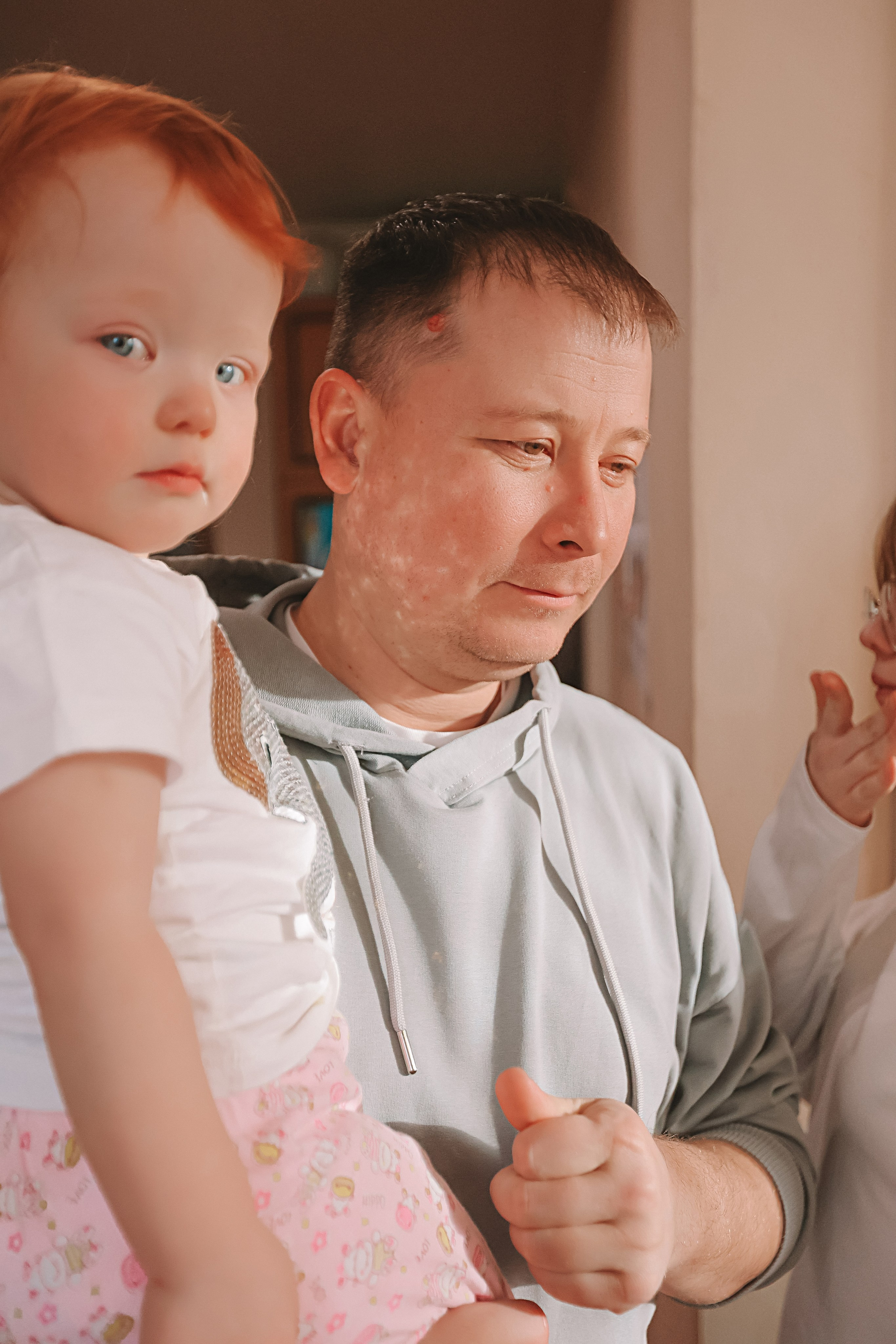 Большая семья репортаж. Семейный фотограф Тюмень, фотограф на роды Салмина Мария