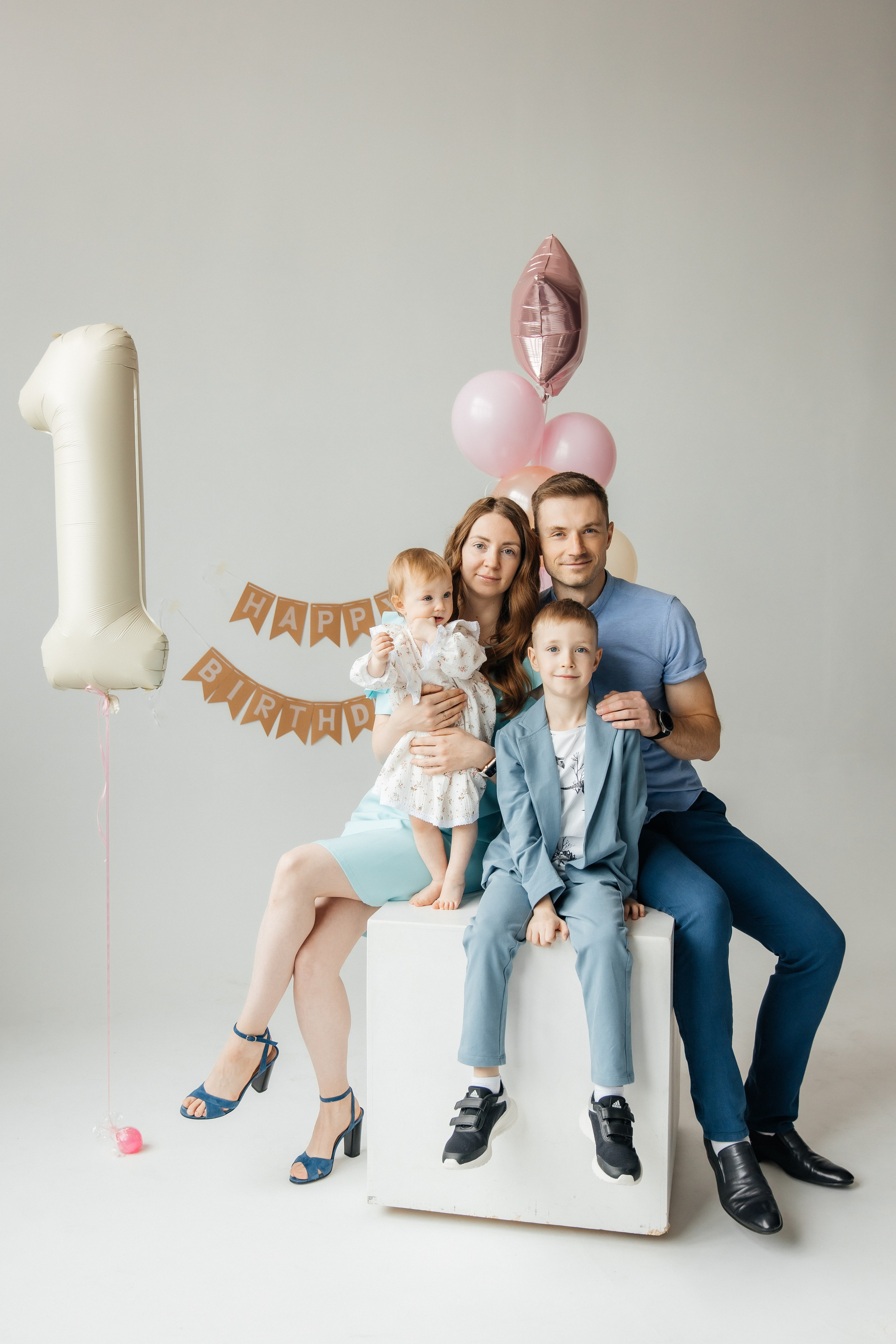 Дашеньке 1 годик. Профессиональный фотограф Кристина Искусных. Талдом- Москва