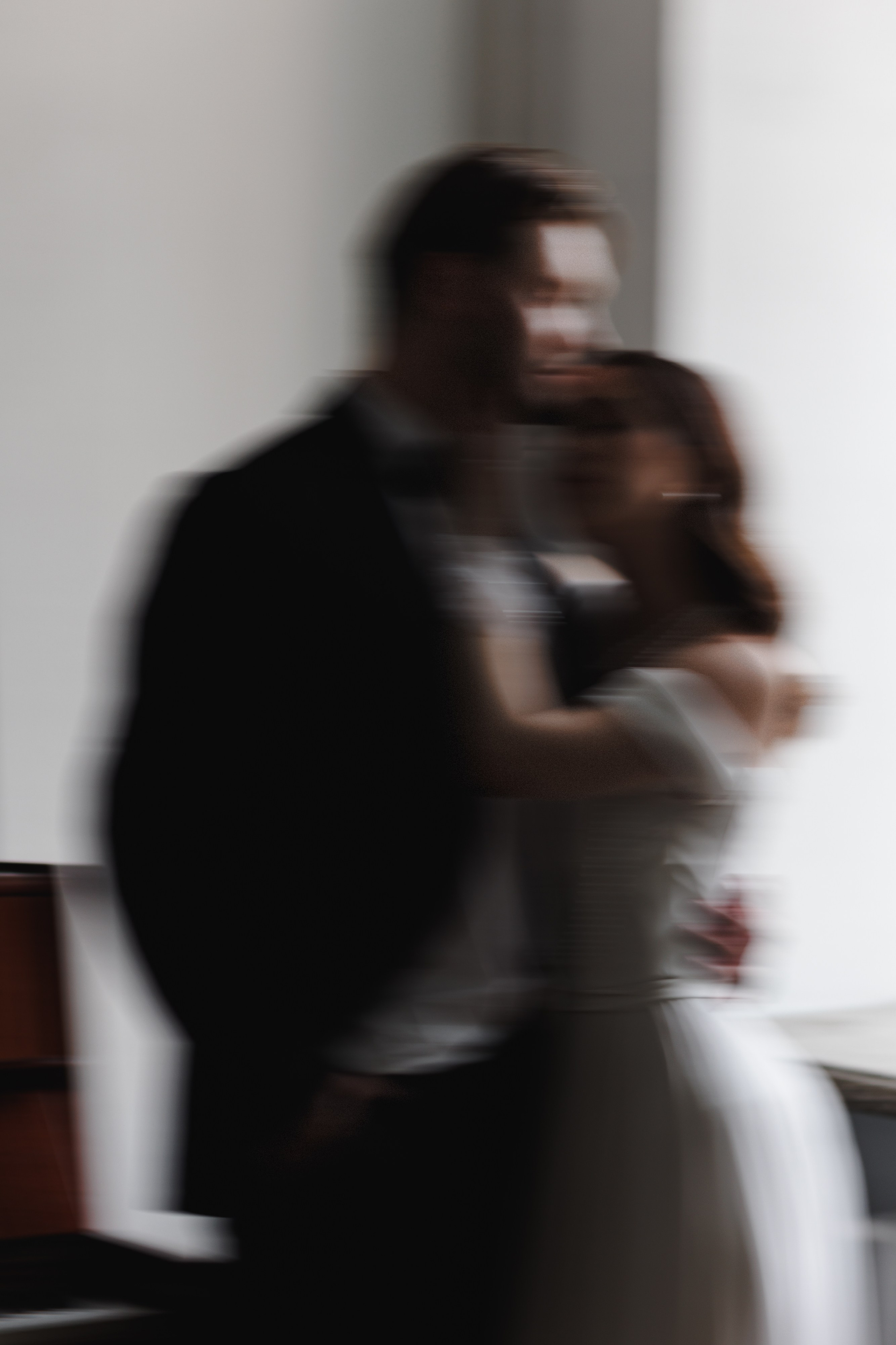 Свадебная фотосессия в квартире-студии. Свадебный фотограф в Москве Мария Крош