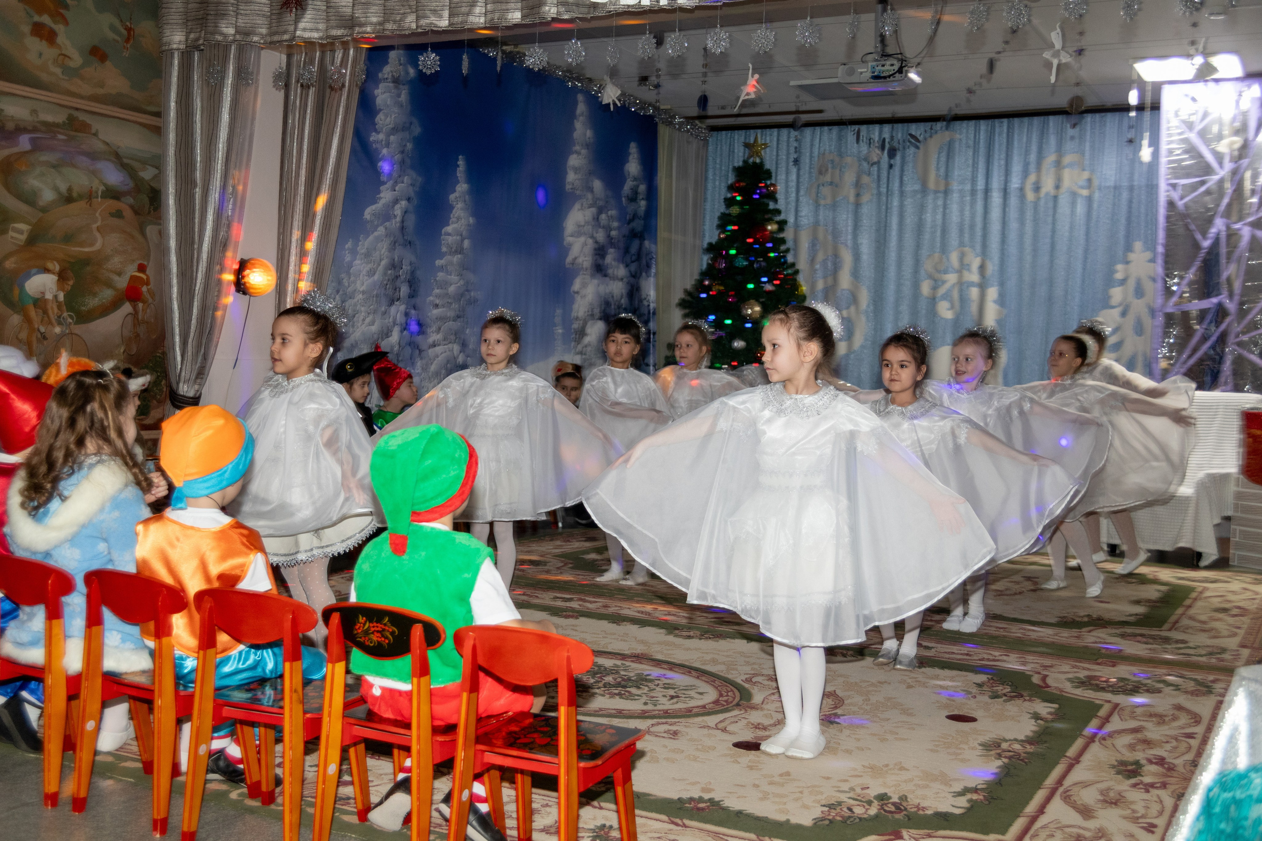 Новогодний утренник подготовительной группы. Индивидуальный и свадебный фотограф в Москве, Электростали и Туле Кадейкина Екатерина