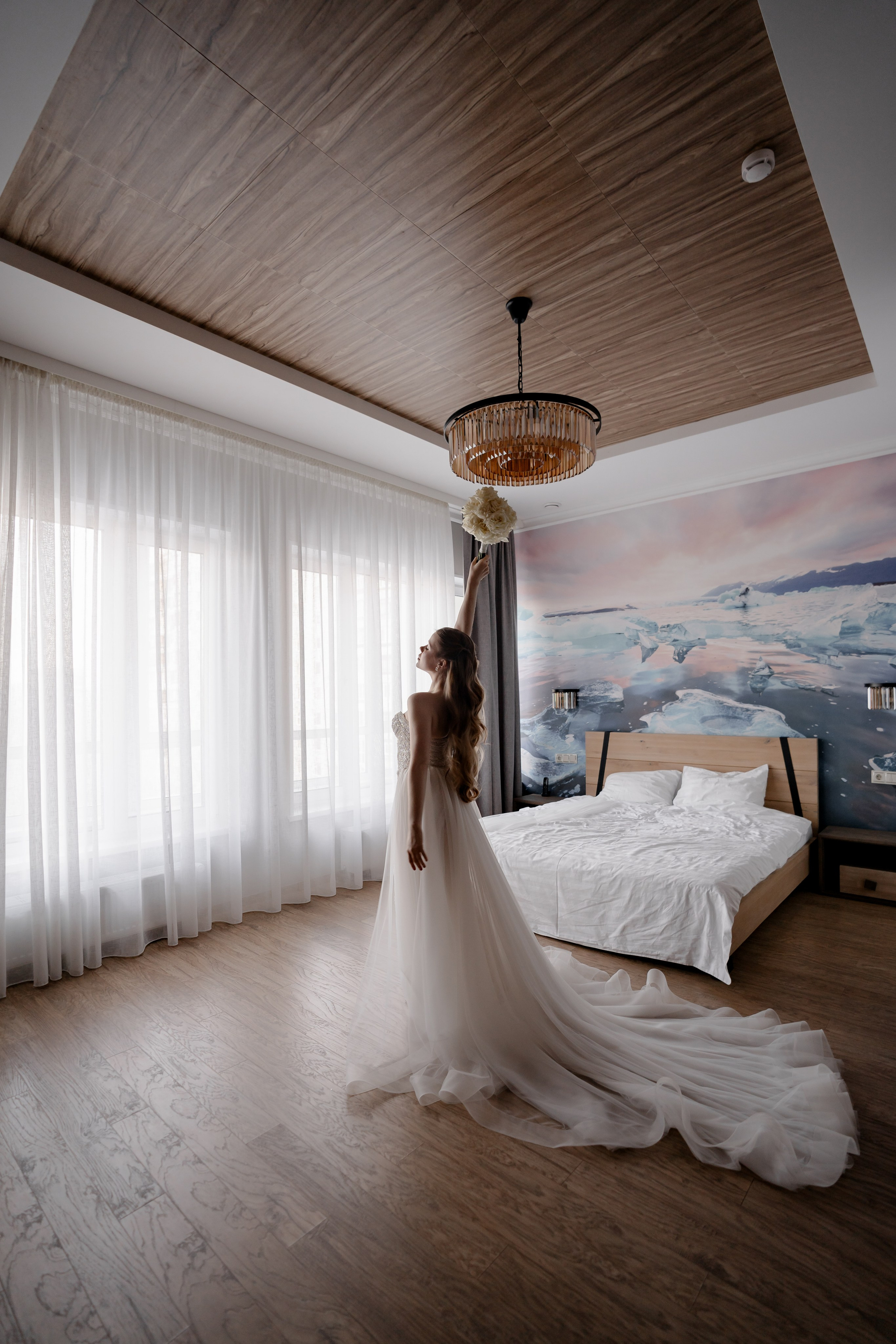 СВАДЕБНАЯ СЬЕМКА СБОРОВ В ОТЕЛЕ И ВЫЕЗД НА ЦЕРЕМОНИЮ (СНЯТО В СИБИРЕ В НИЖНЕВАРТОВСКЕ). Профессиональный фотограф, Санкт-Петербург — Виктория Богомолова