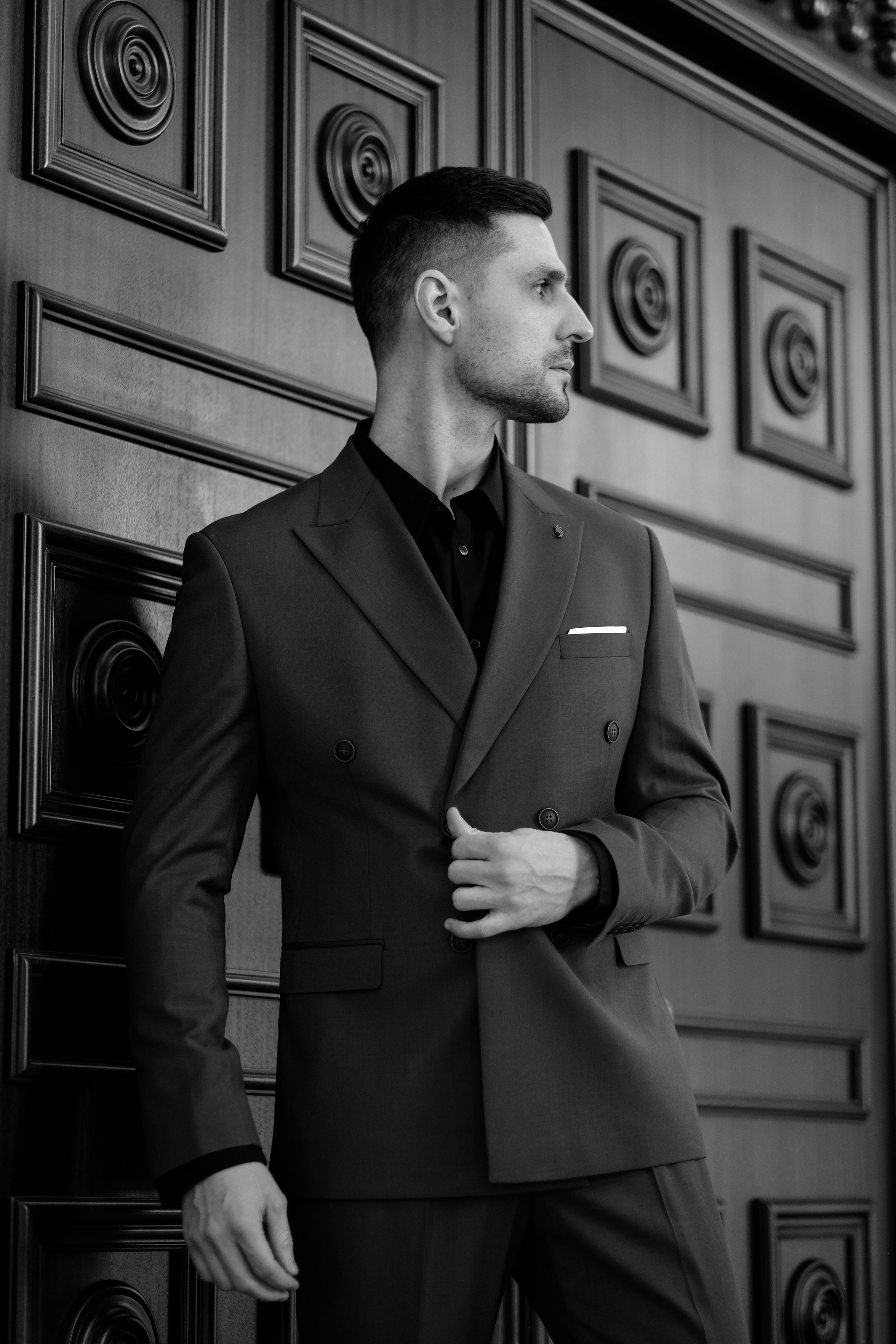 Свадебная фотосессия в театре драмы имени Наума Орлова. Свадебный фотограф в Челябинске Сырчикова Наталья