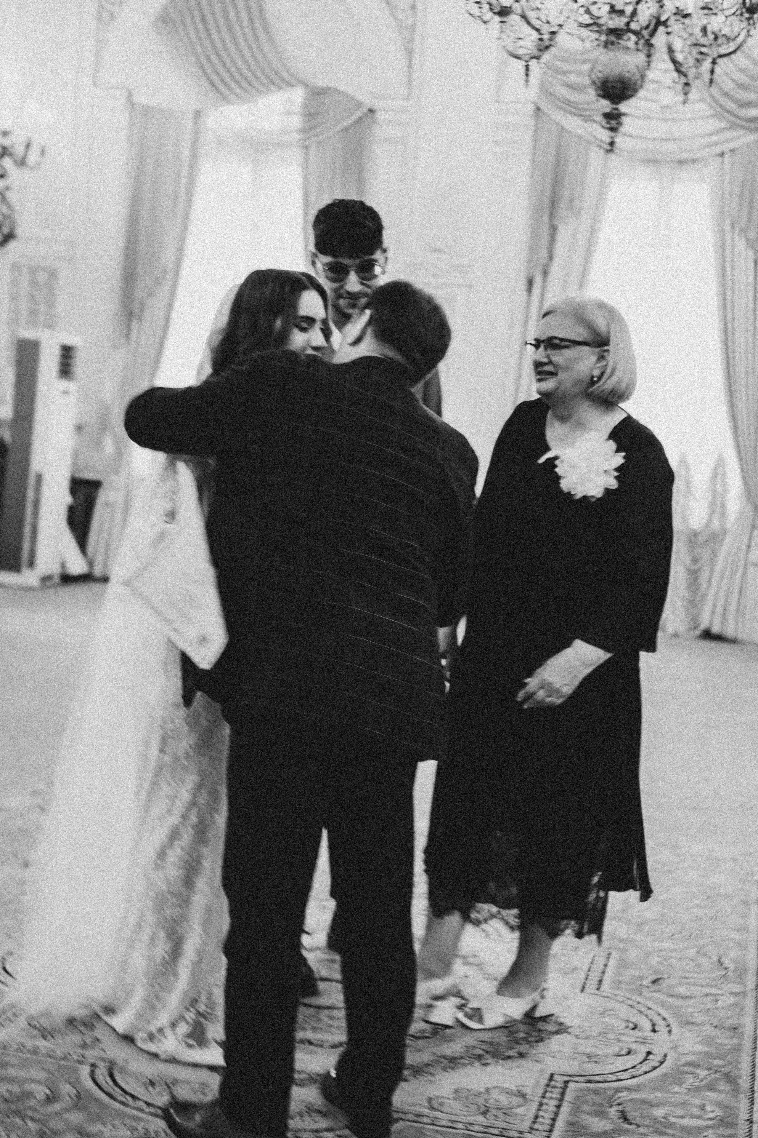 СЪЁМКИ В ПЕРВОМ ДВОРЦЕ ПРОГУЛКА И СТУДИЯ. Профессиональный фотограф, Санкт-Петербург — Виктория Богомолова