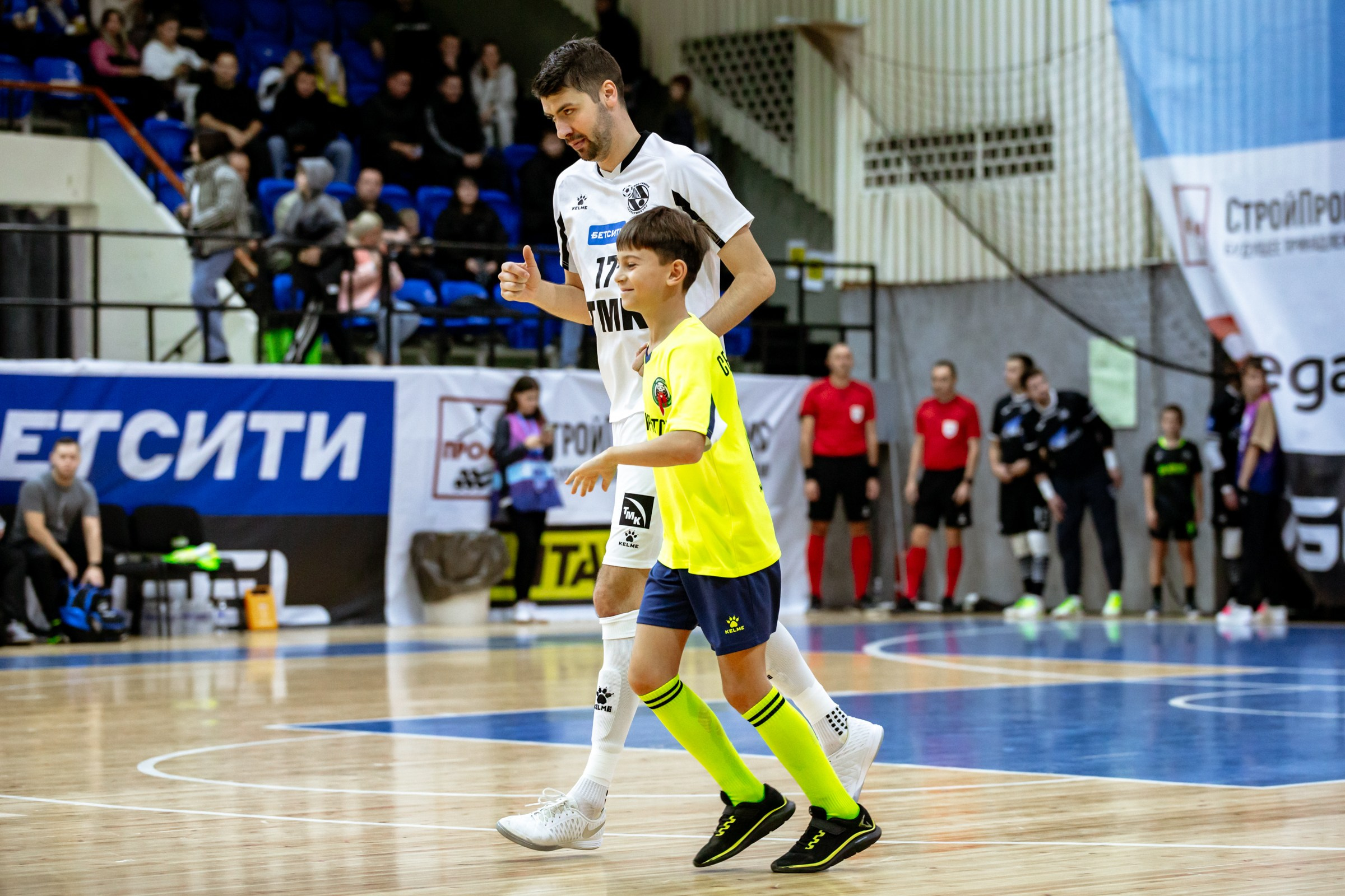 БЕТСИТИ Суперлига по футзалу | ИрАэро — Синара | 11.10.25. Фотограф в Иркутске Евгения Айвазова