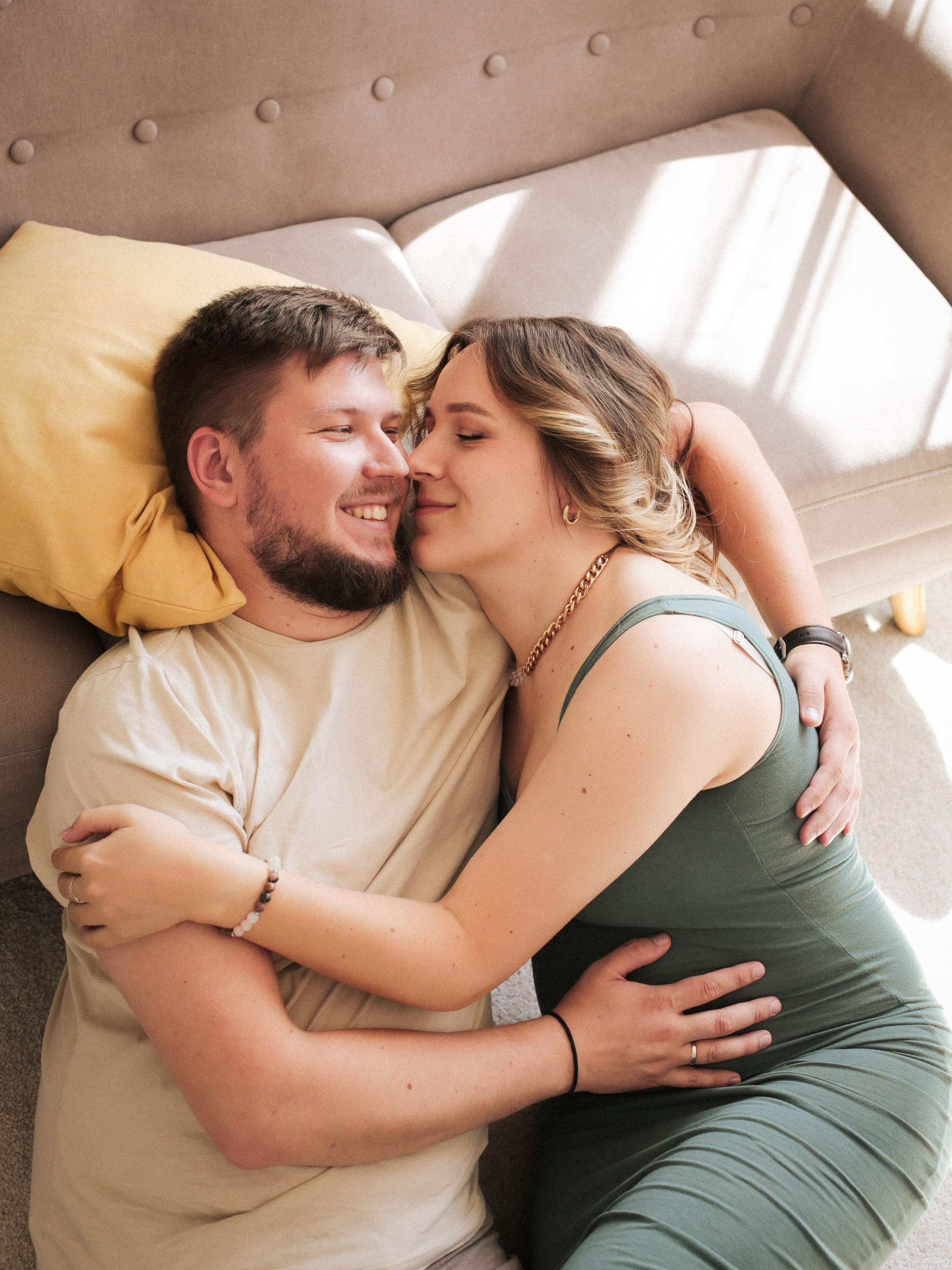 Владимир и Владлена. Фотограф Julia Milton | Портреты, съемки для маркетплейсов, лавстори, съёмка беременности в Санкт-Петербурге. Обучение фотографии в Спб очно