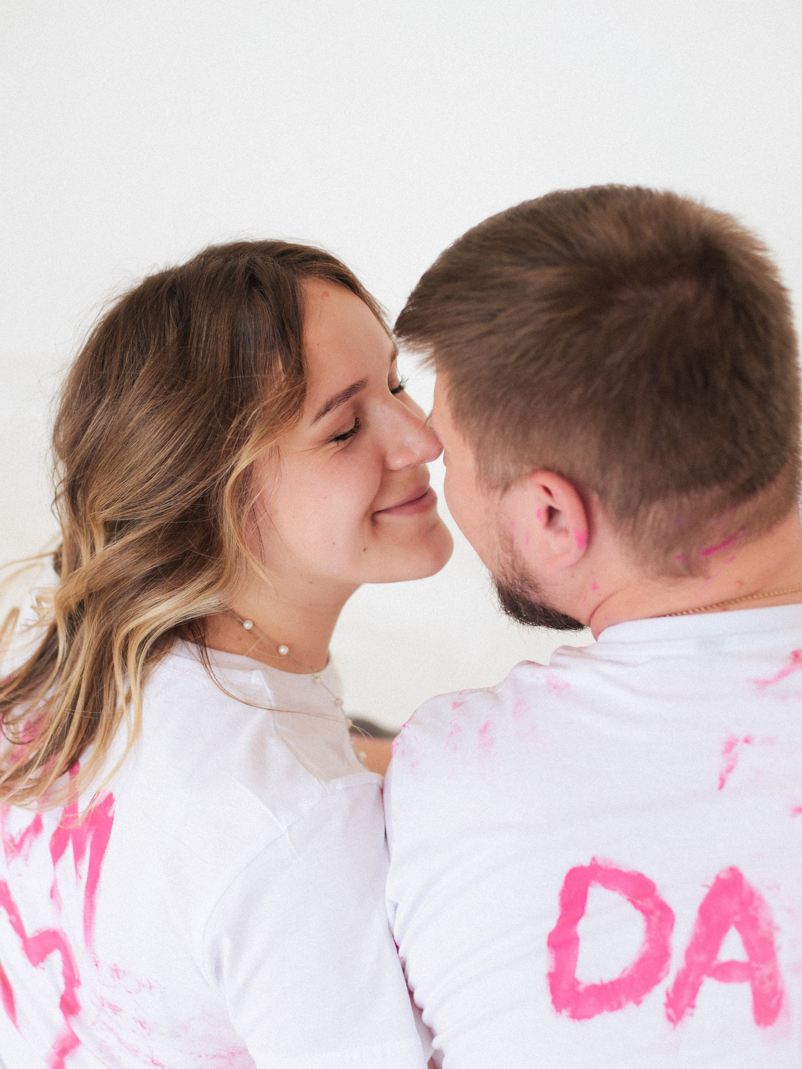 Гендер пати Вовы и Влады. Фотограф Julia Milton | Портреты, съемки для маркетплейсов, лавстори, съёмка беременности в Санкт-Петербурге. Обучение фотографии в Спб очно