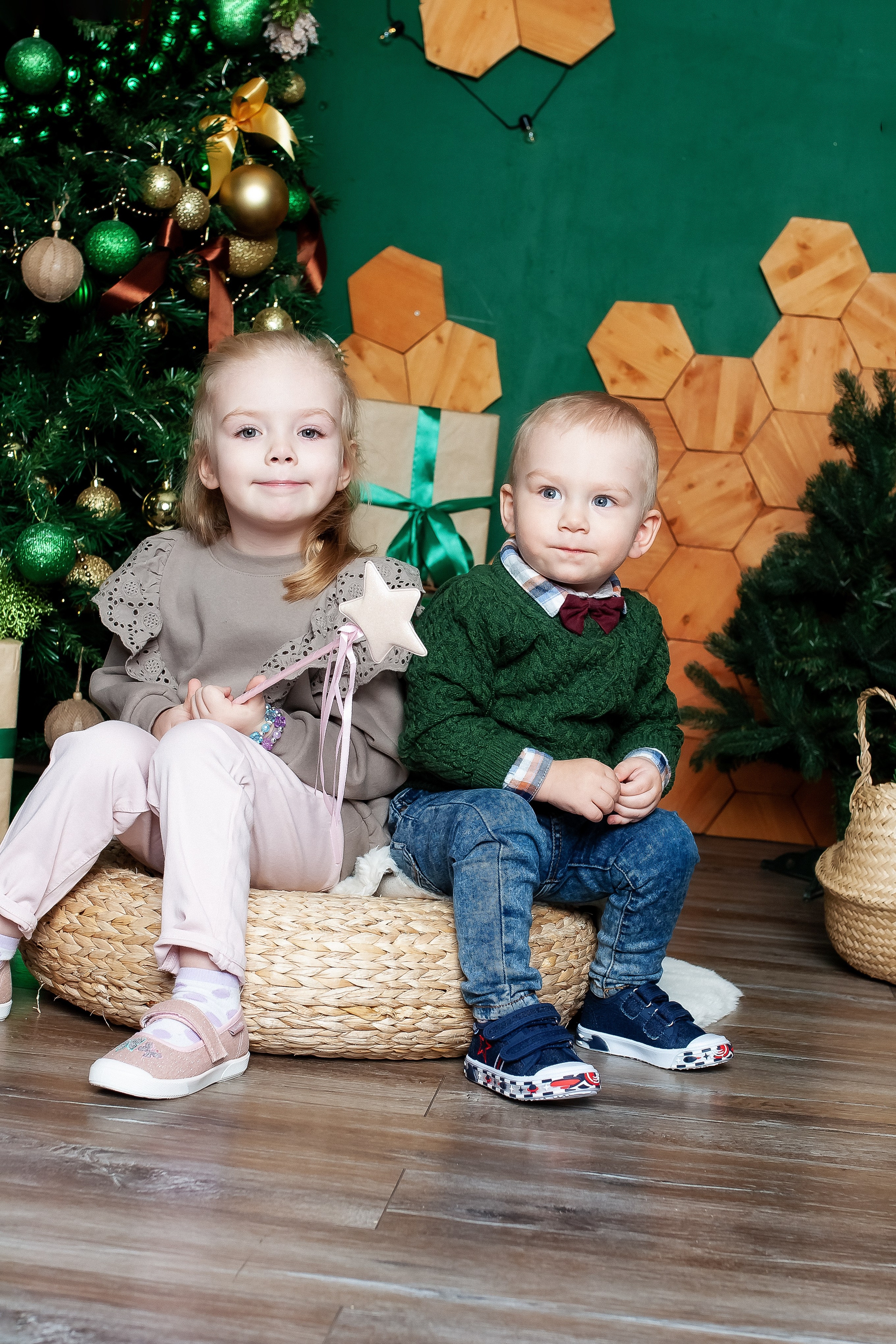 Маша, Алиса и Костя. Новогодняя съёмка. Профессиональный фотограф, Москва |Видное Елена Елизарова