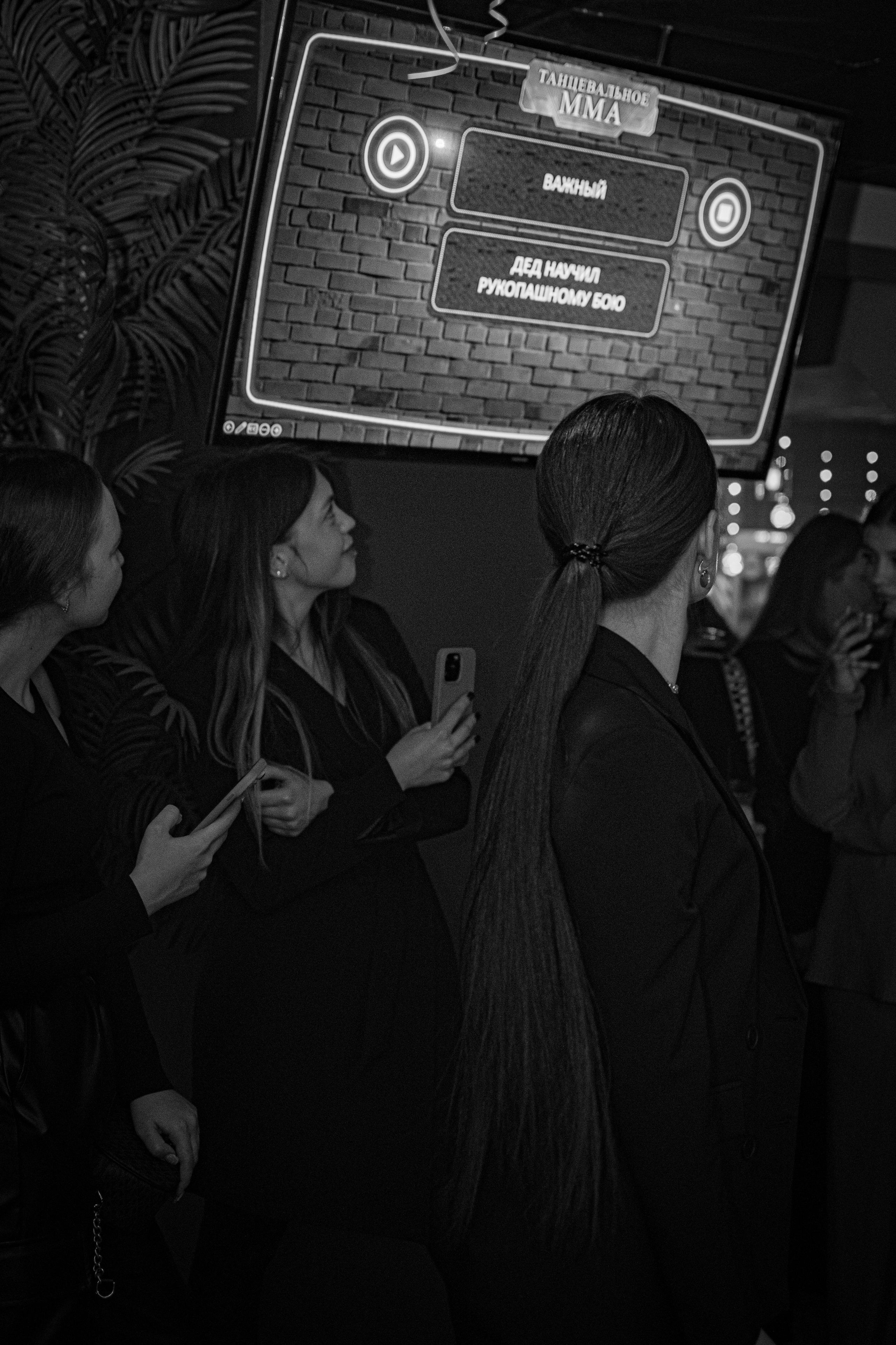 HOLLYWOOD / 6 YEARS. Photokarish