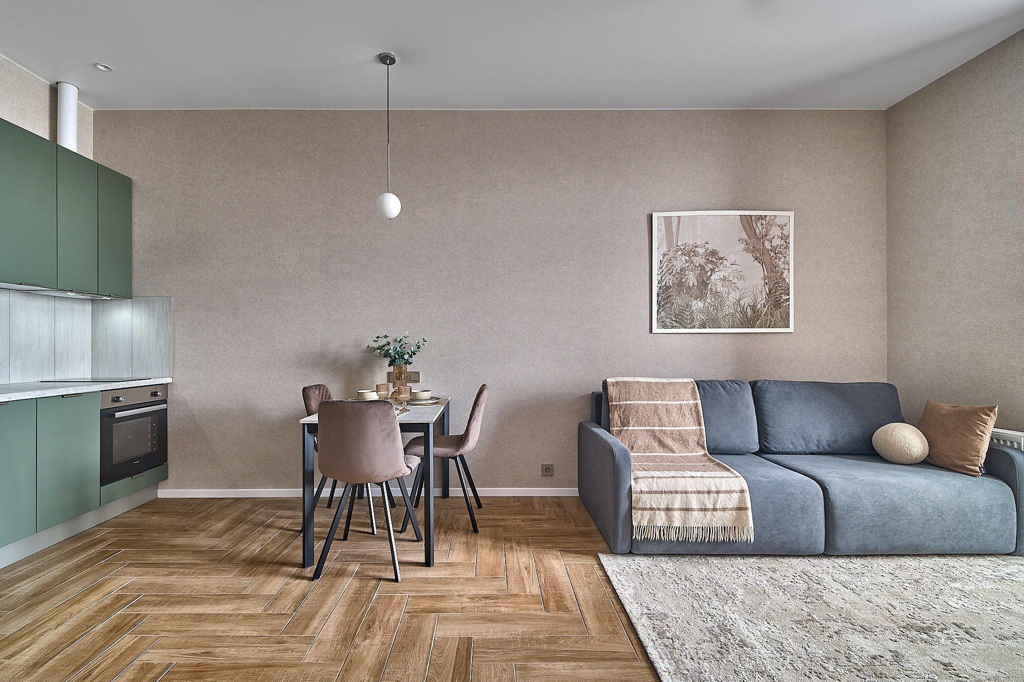 «Евро-двушка» на продажу. Заказчик АН «Самолёт+». Главная