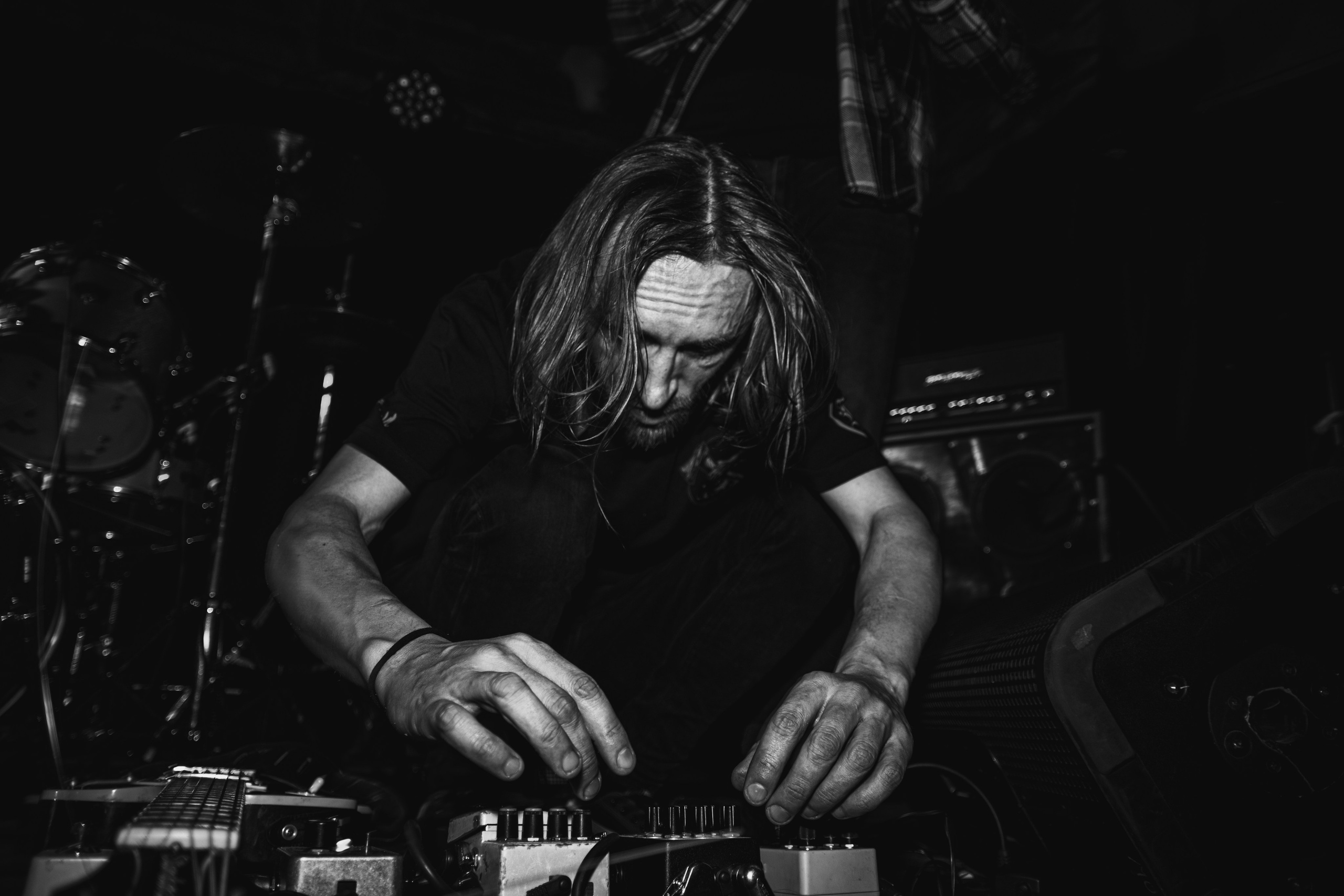 Laugar & Шумы Штормовых Широт & Пожары На Дальнем Севере 11.10.2025. Репортажный фотограф в Москве Legiodot