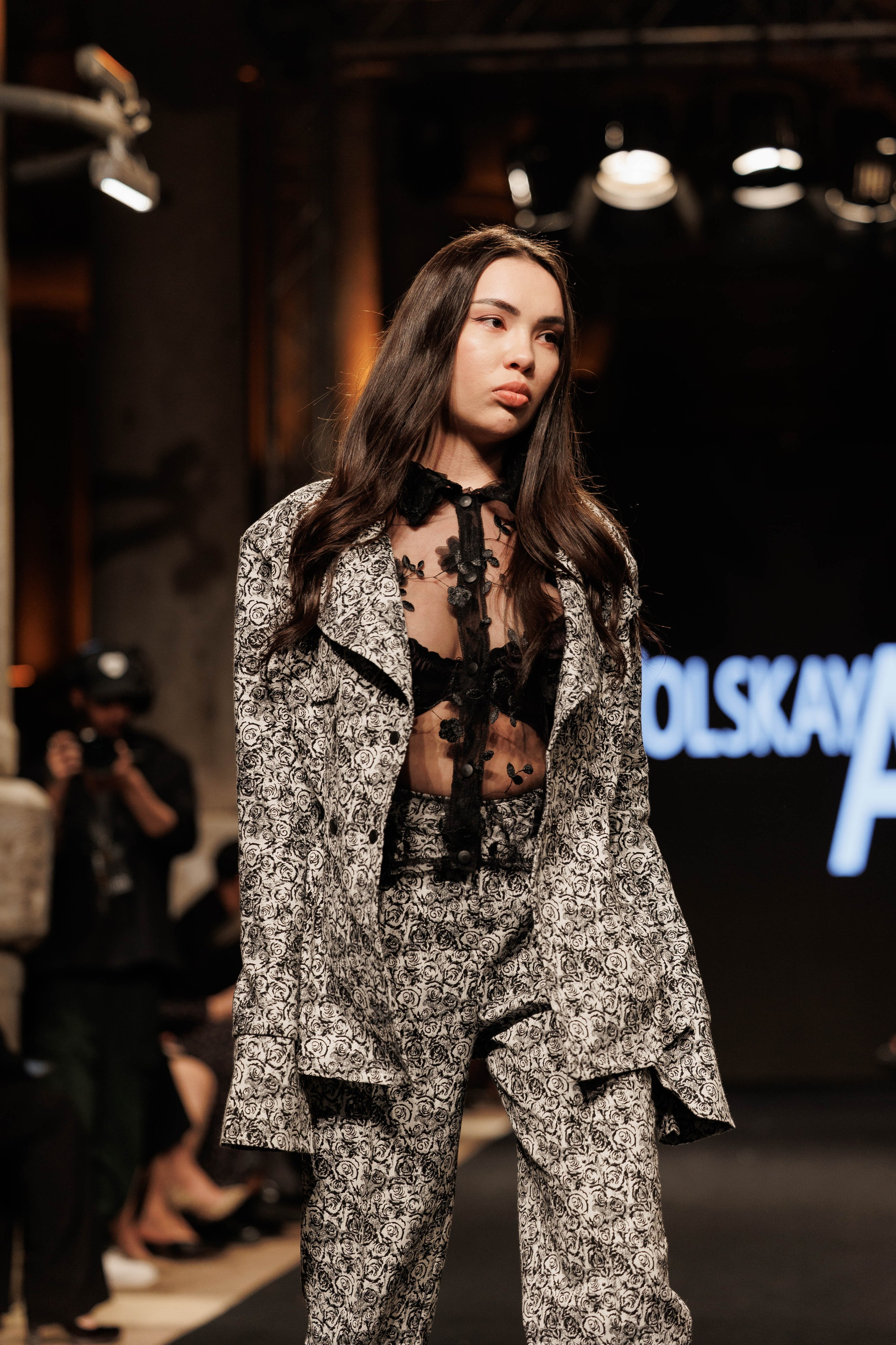 IFB-показ. About