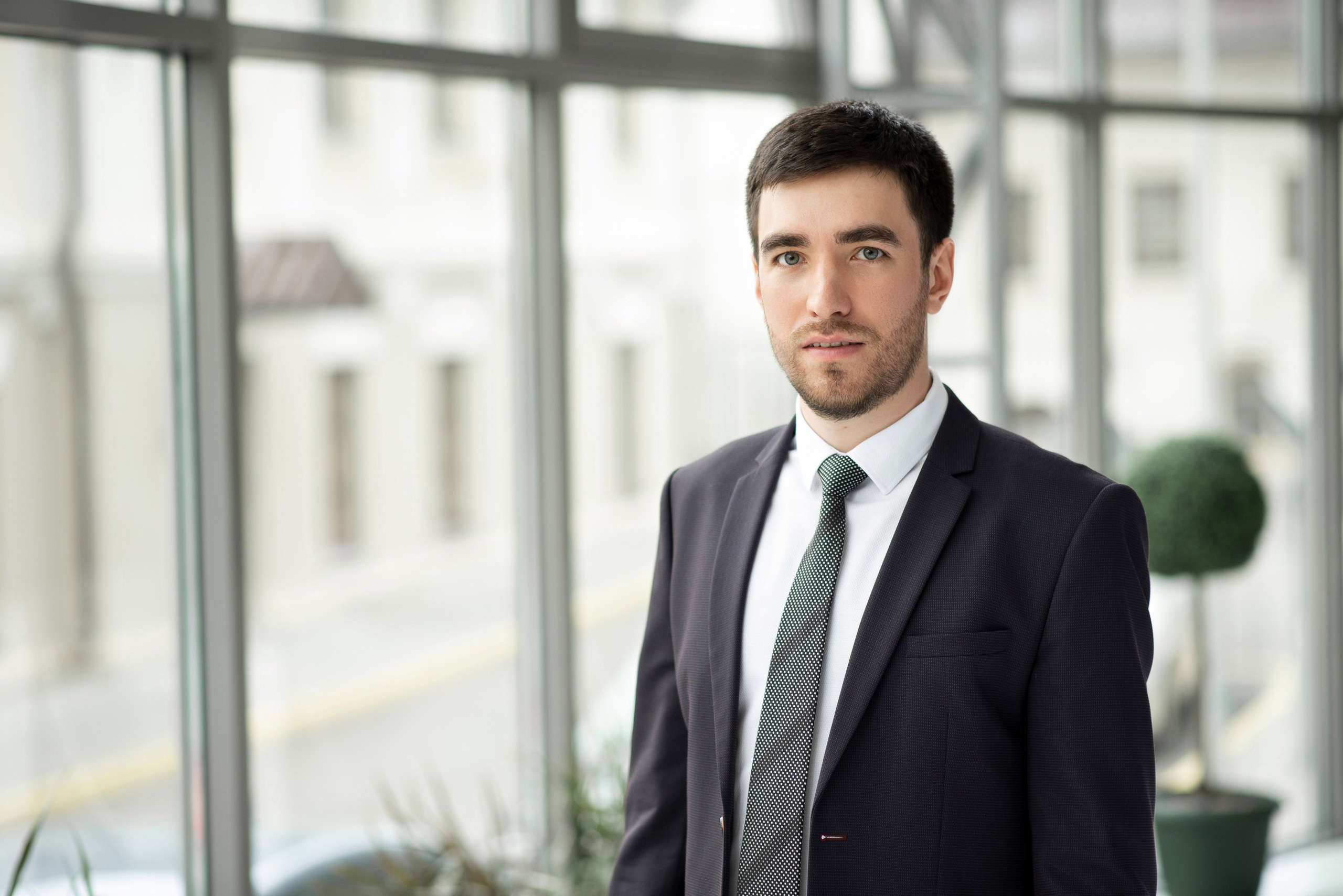 Постановочная портретная фотосъемка. Продакшн для девелопмента и реального сектора