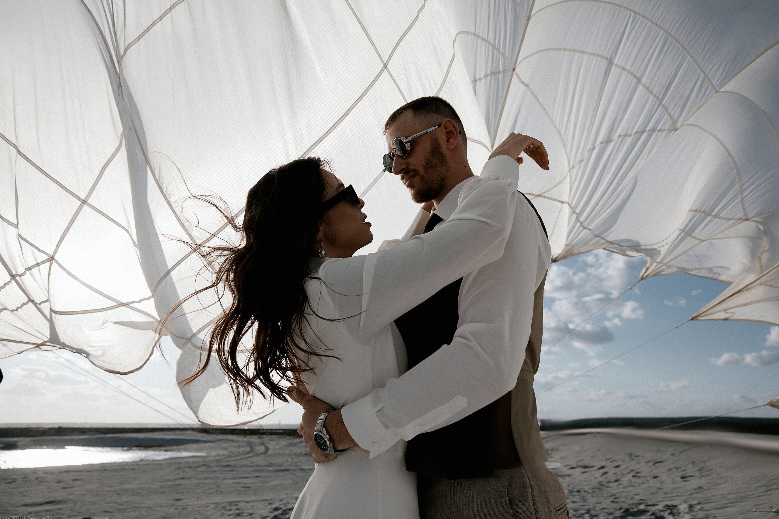 PARACHUTE. Дмитрий Мазуркевич: Профессиональный Репортажный Фотограф