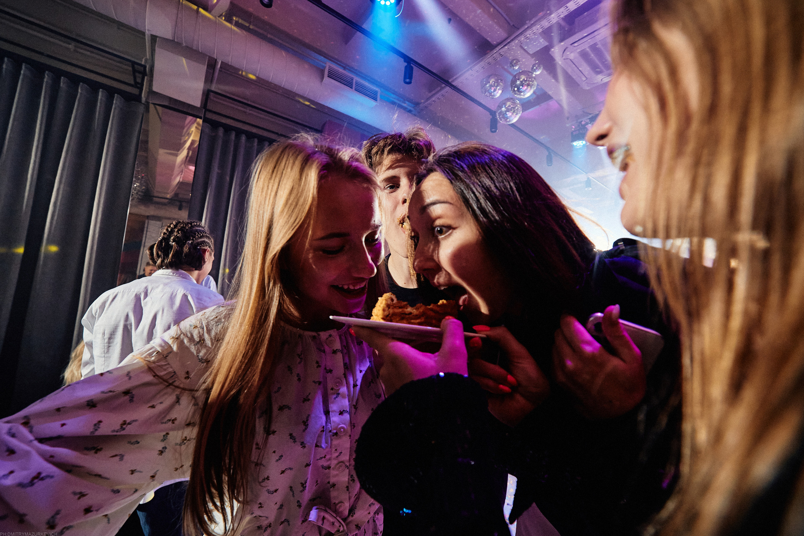 HDAY POLINA. Дмитрий Мазуркевич: Профессиональный Репортажный Фотограф