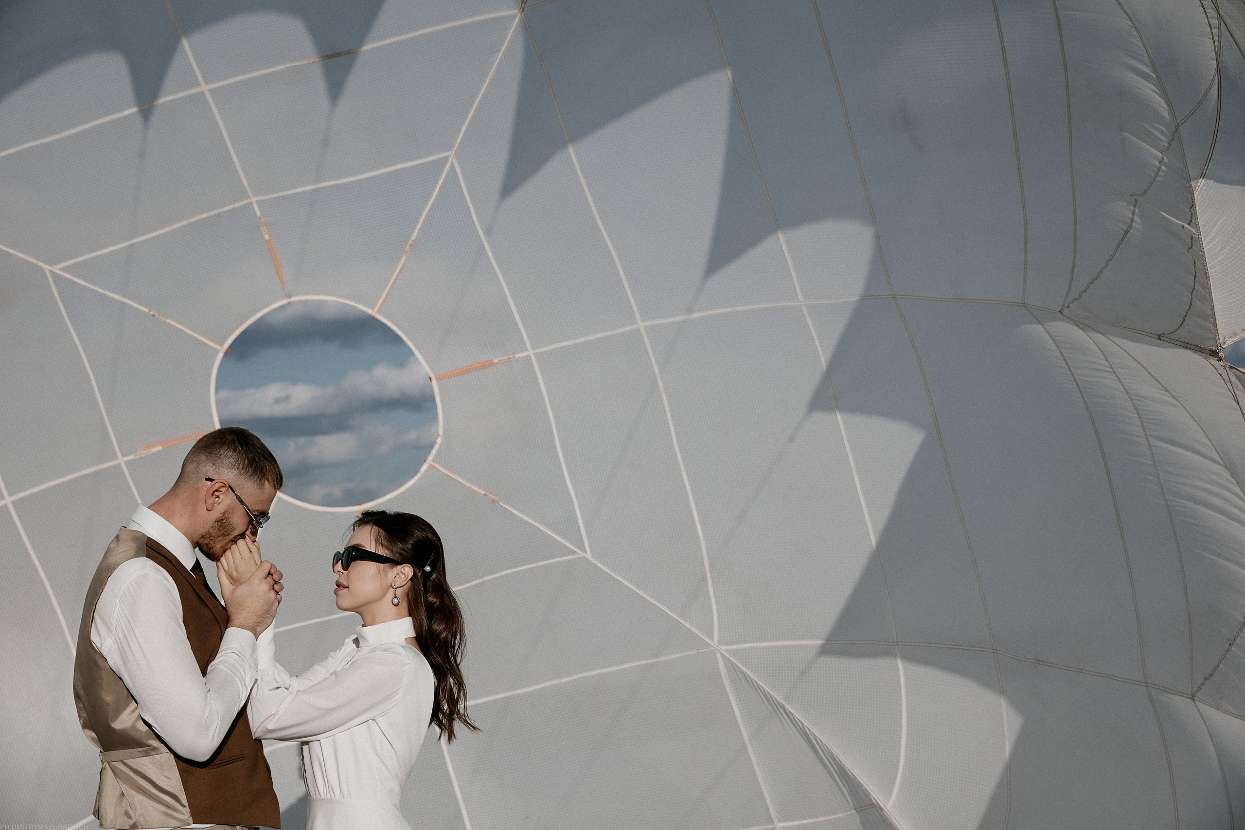 PARACHUTE. Дмитрий Мазуркевич: Профессиональный Репортажный Фотограф