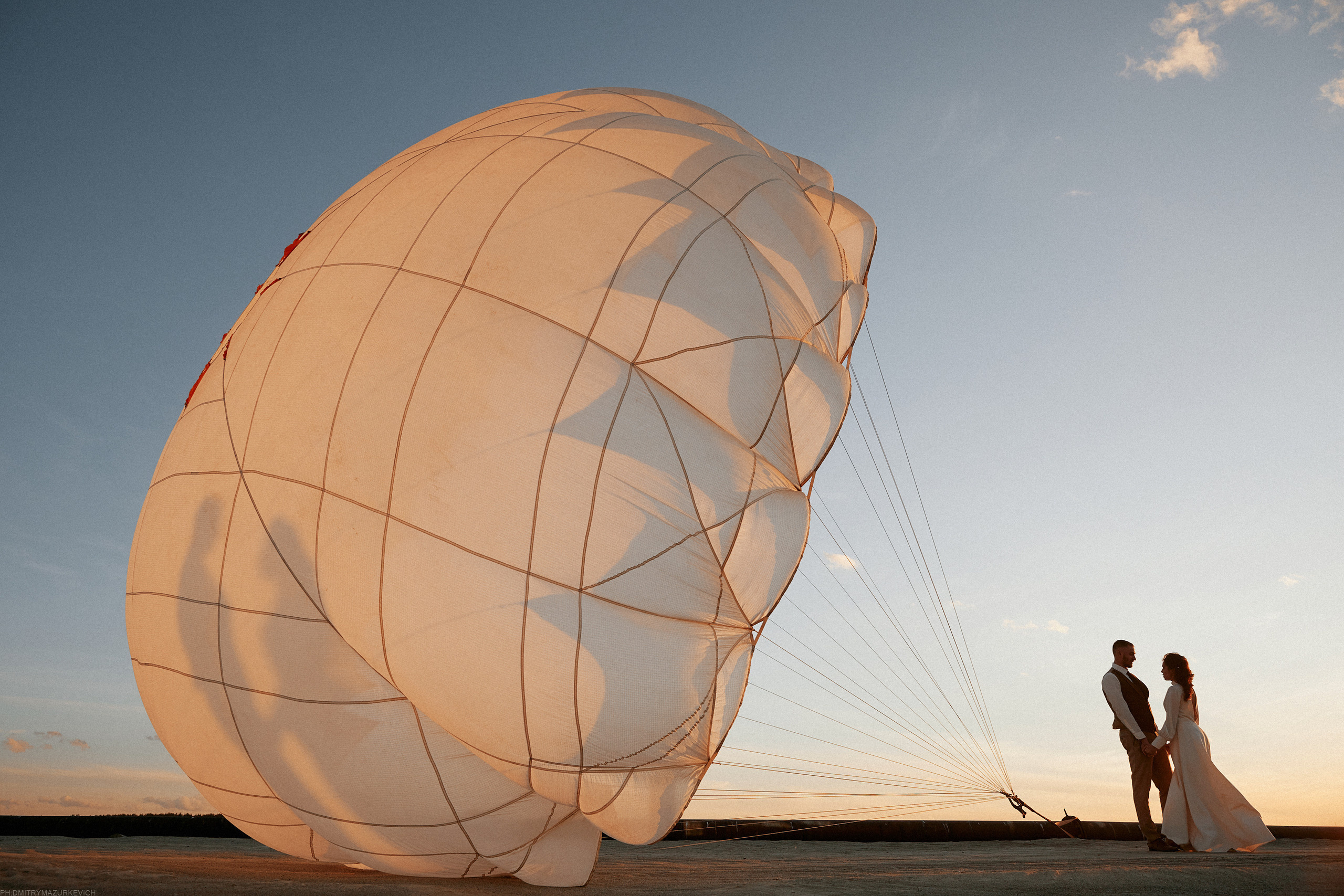 PARACHUTE. Дмитрий Мазуркевич: Профессиональный Репортажный Фотограф