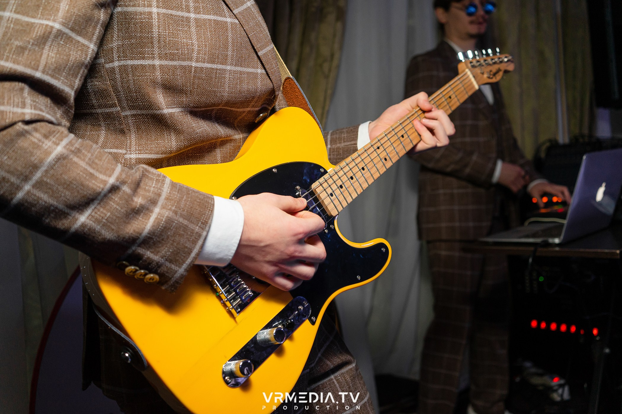 Mash Up Band в ресторане «Империя»