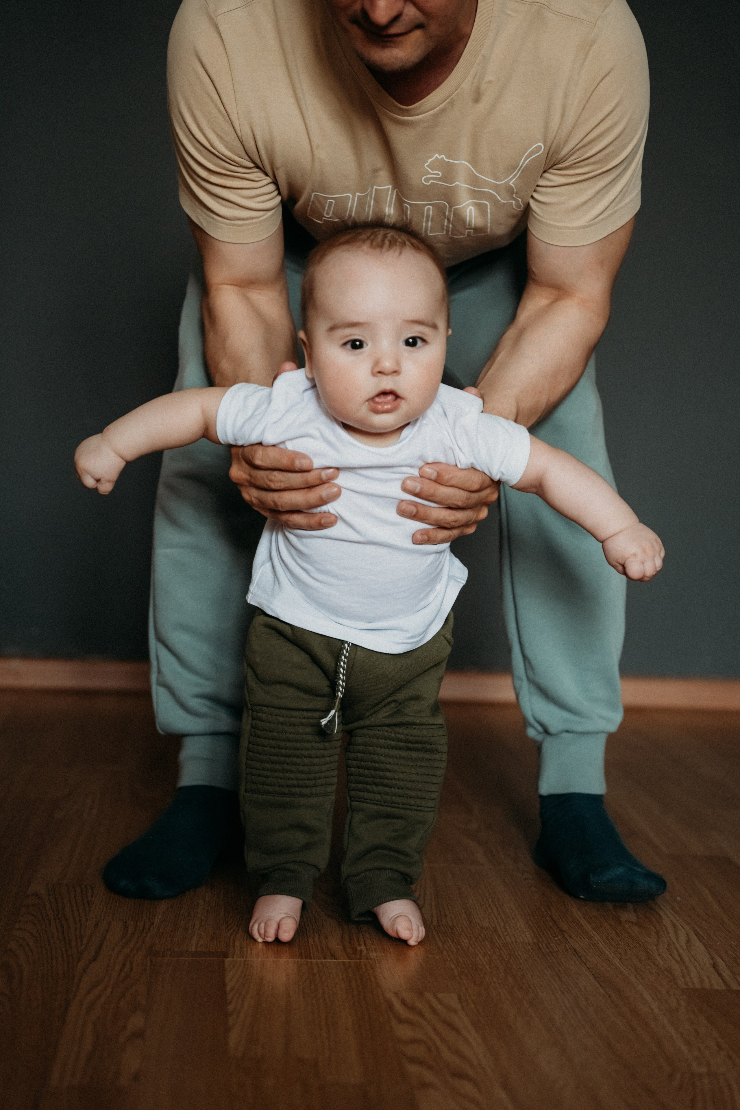 Женя люба лев. Главная