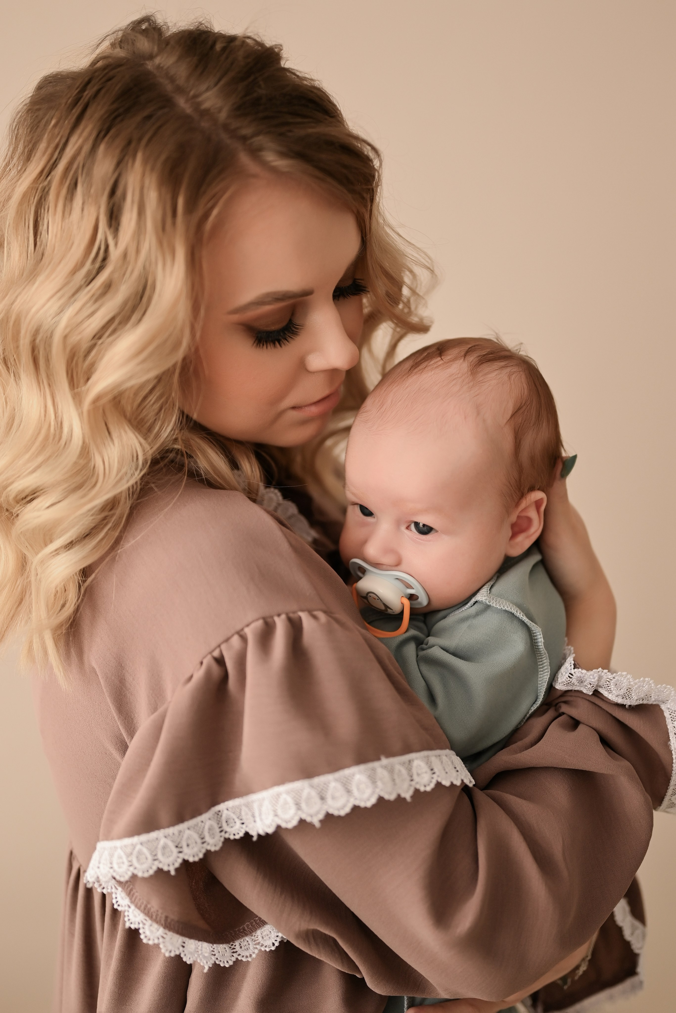 Первая фотосессия малыша. Свадебный и семейный фотограф в Уфе Александров Максим