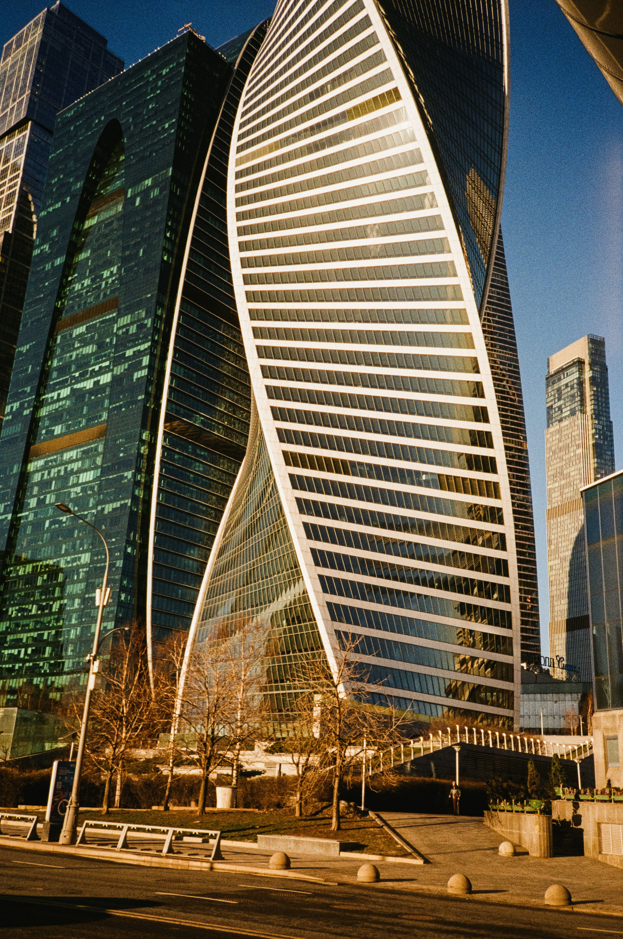 Москва Сити — 19 января 2025 года / Konica Big Mini (black) / Fujifilm C200