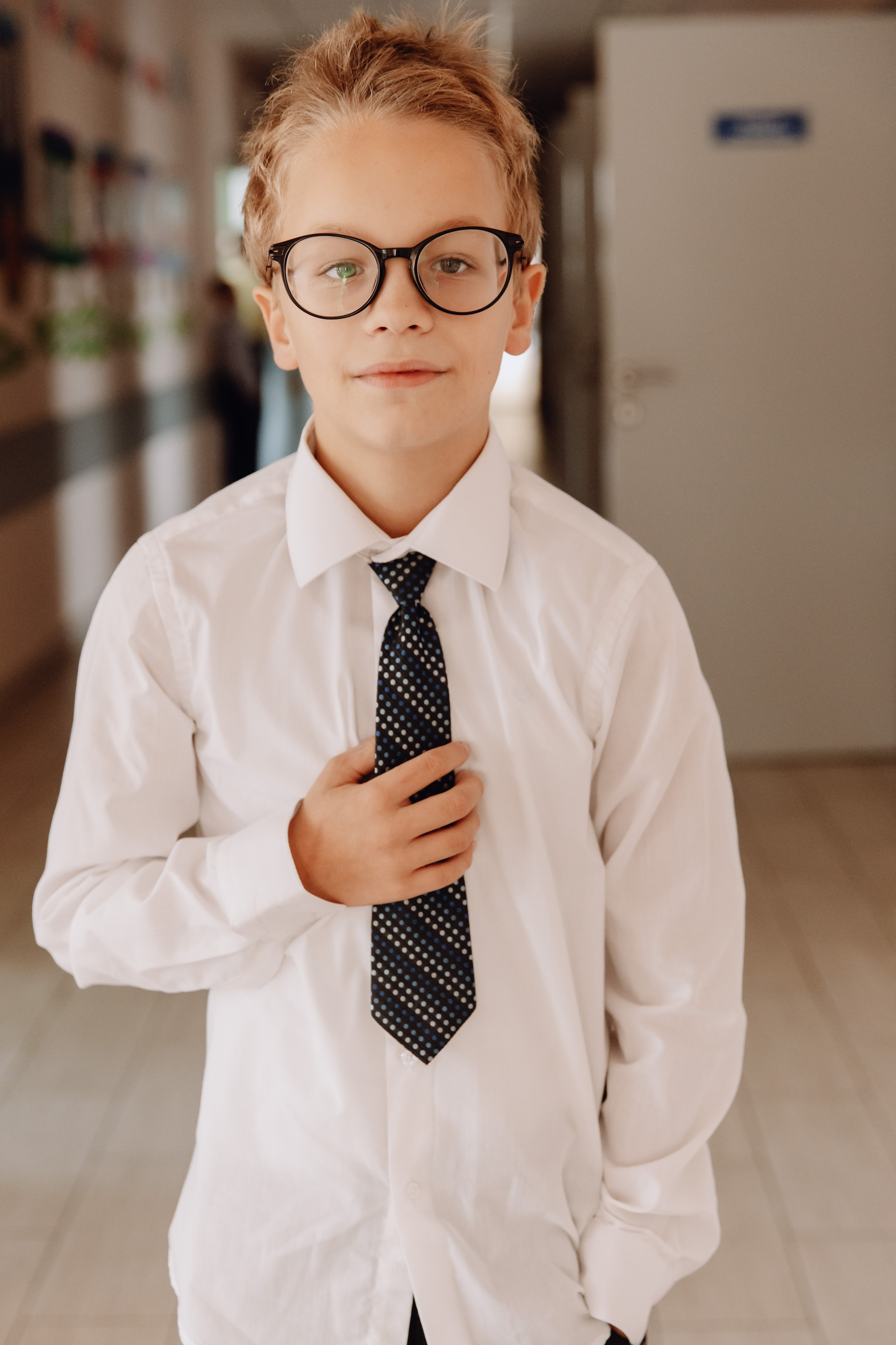 Школьные альбомы в Чернянке. Фотограф Максим Никонов