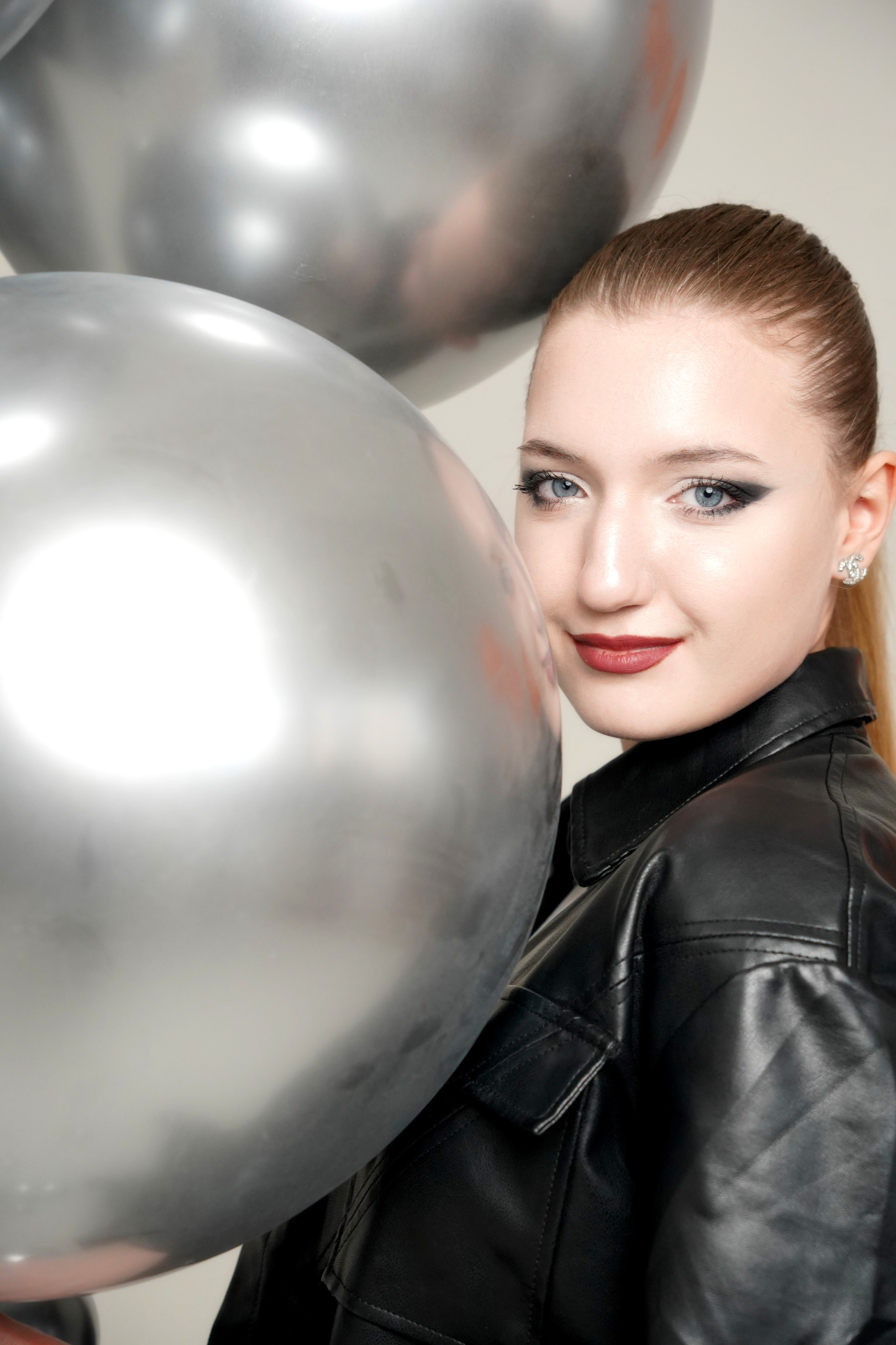 Анонсы фотосъёмок. Студийный и портретный фотограф в САНКТ-ПЕТЕРБУРГЕИрина Махаон