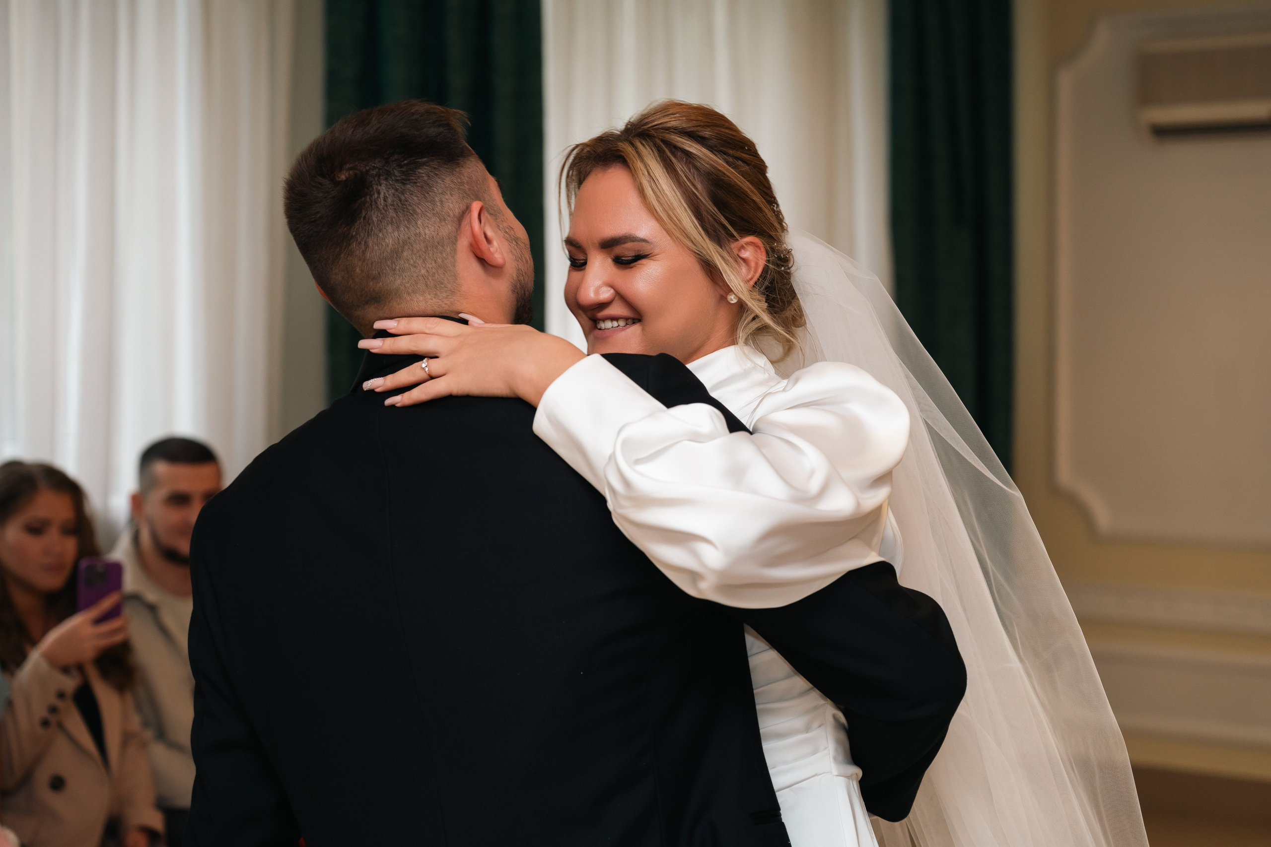 Илья и Валерия. Фотограф и видеограф Олег Игнатов | Свадьбы, Love Story, реклама и корпоративы — Красноярск