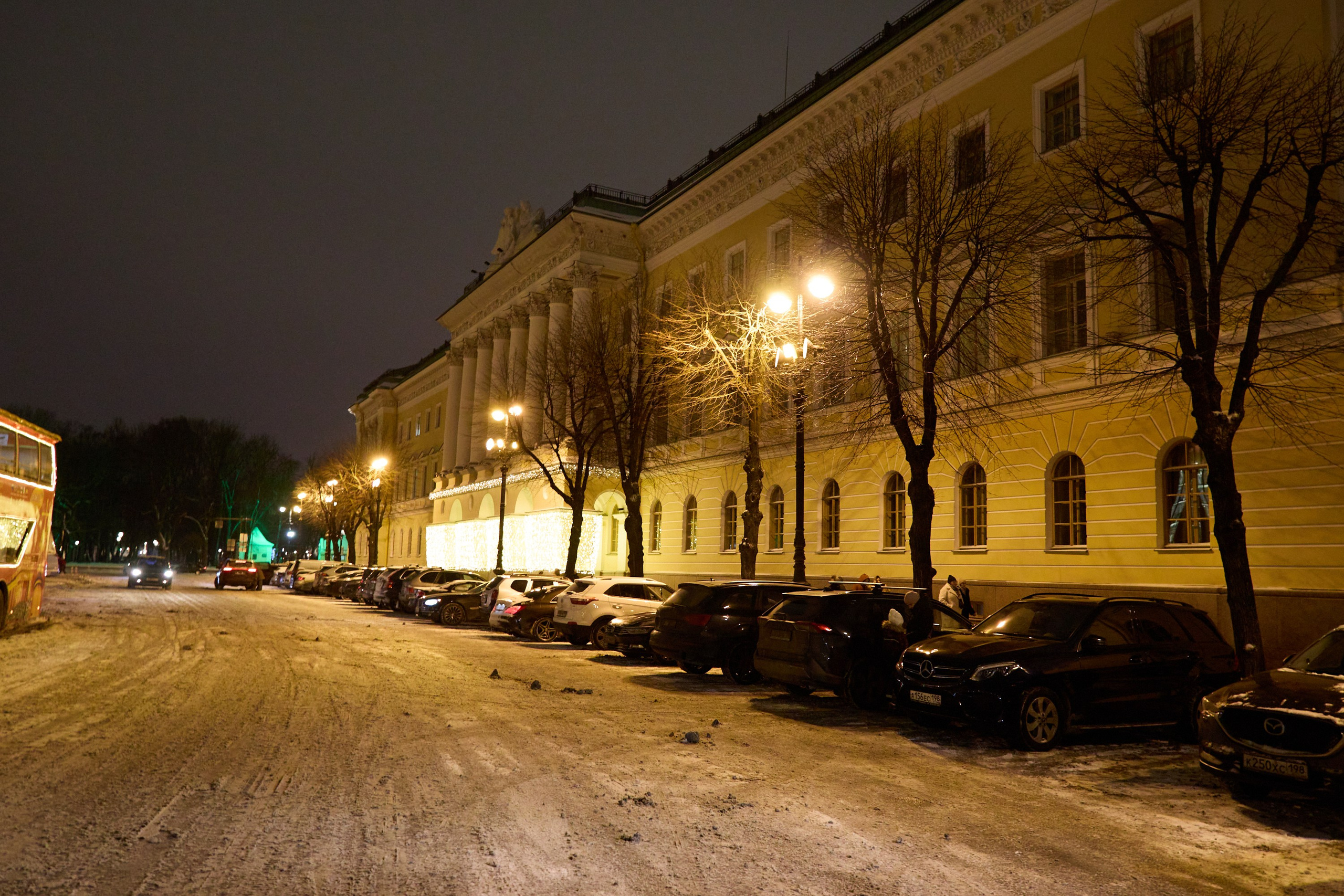 Рождество въ Санктъ-Петербургѣ. Фотографъ Сергѣевъ. Поймать мгновеніе