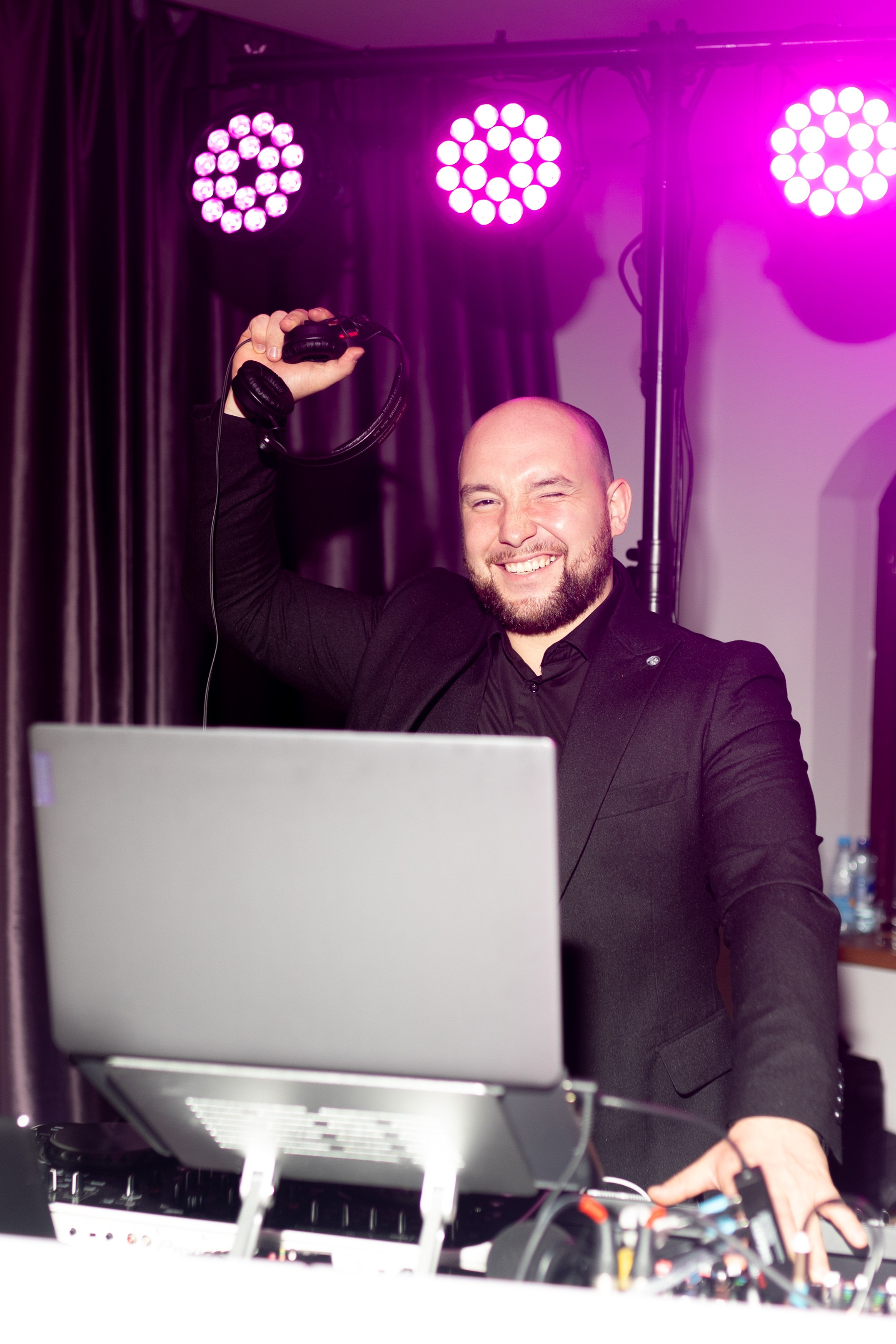 Свадьбы. PRO Диджей на мероприятие любой сложности в Москве и МО