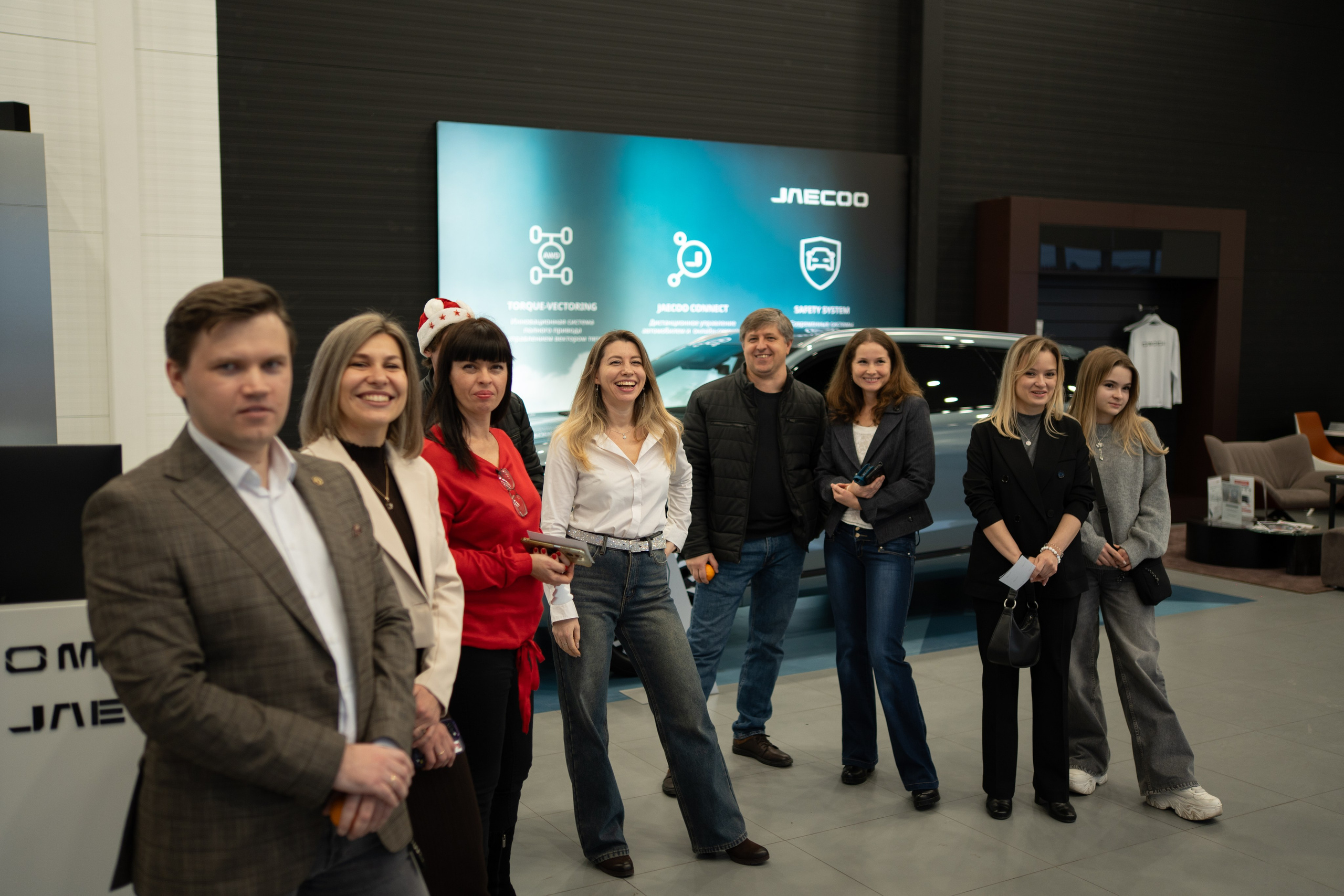 Репортаж с предновогоднего праздника в салоне OMODA. Фотограф, видеограф Пятигорск, Ставрополь, Ессентуки, Petlyakovs_photo