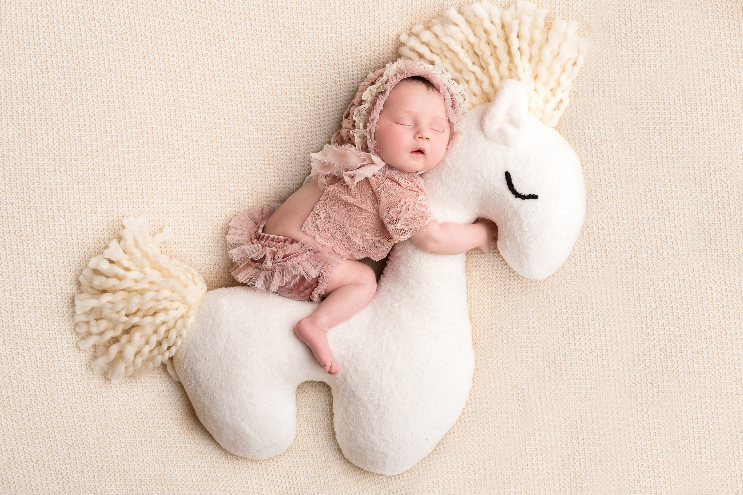 Новорожденные. Семейный фотограф и фото новорождённых в Астрахани Надежда Турченко
