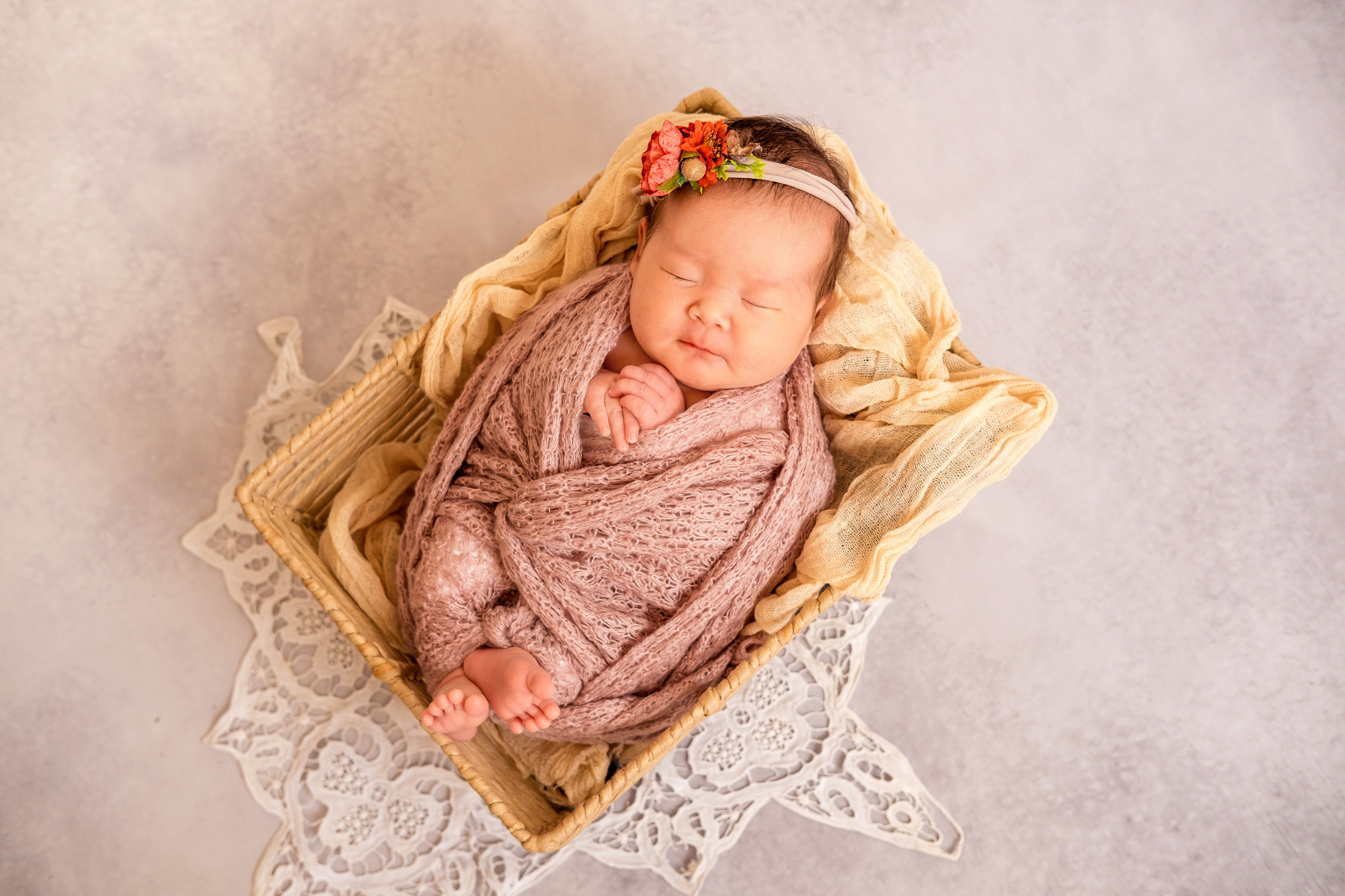 Новорожденные. Семейный фотограф и фото новорождённых в Астрахани Надежда Турченко