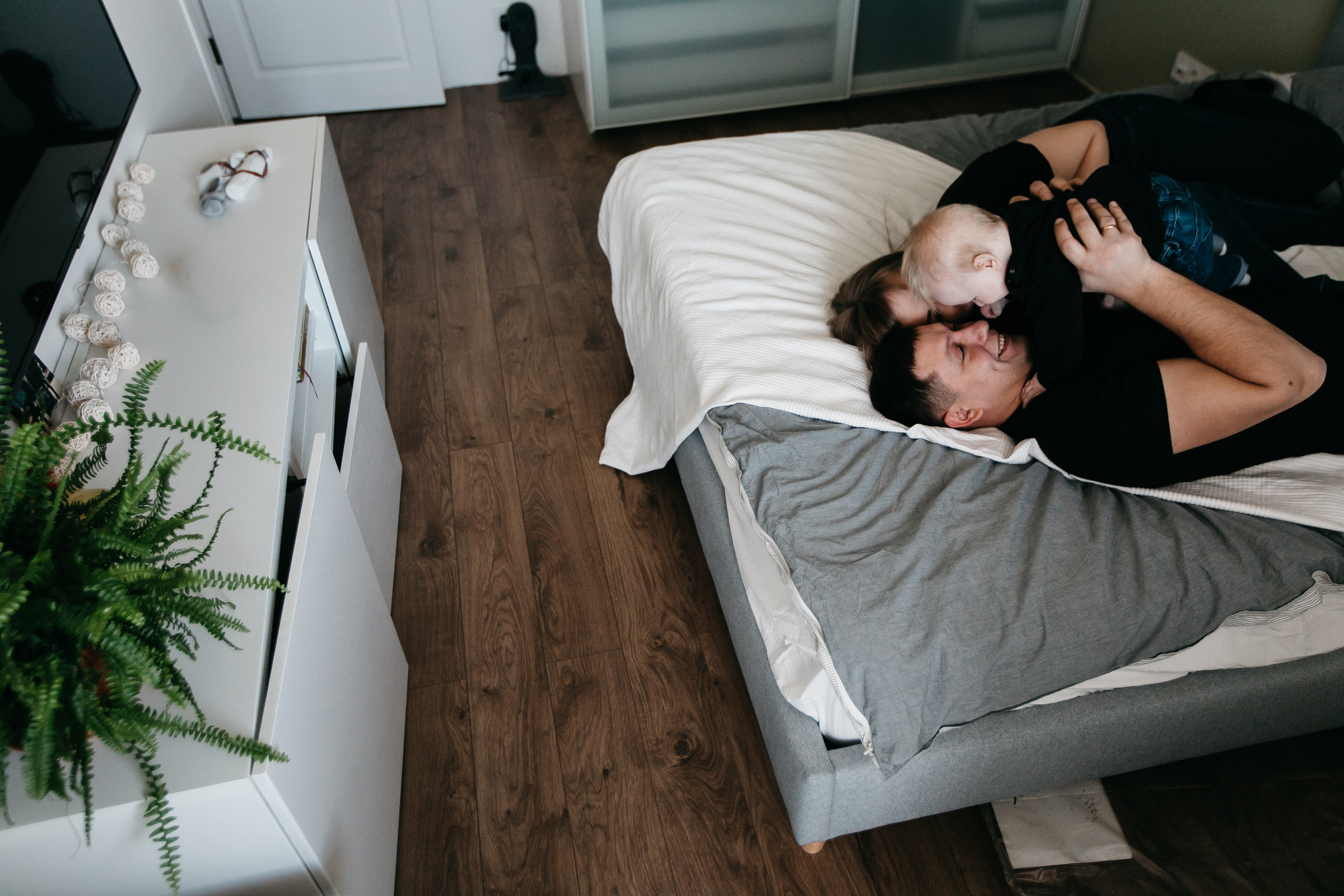 Эти крохотные ножки можно вечно целовать!. Душевный фотограф Ваших самых ярких событий Марина Погребняк