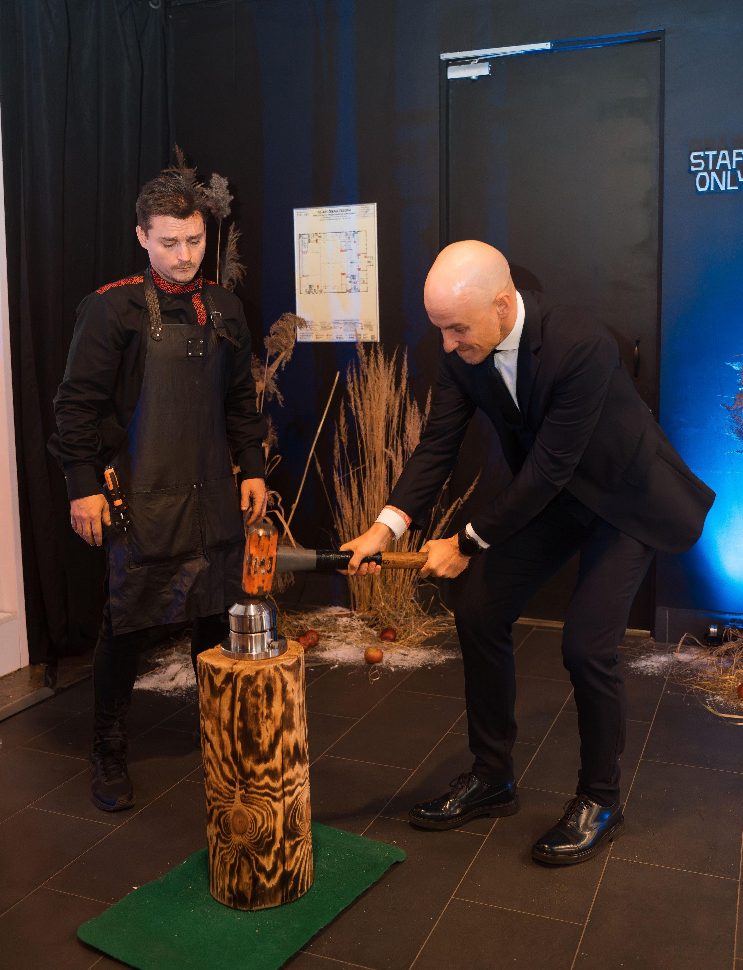 Репортажная съемка в Москве награждений, светских мероприятий, выпускных. Репортажный фотограф в Москве Вадим Галанин