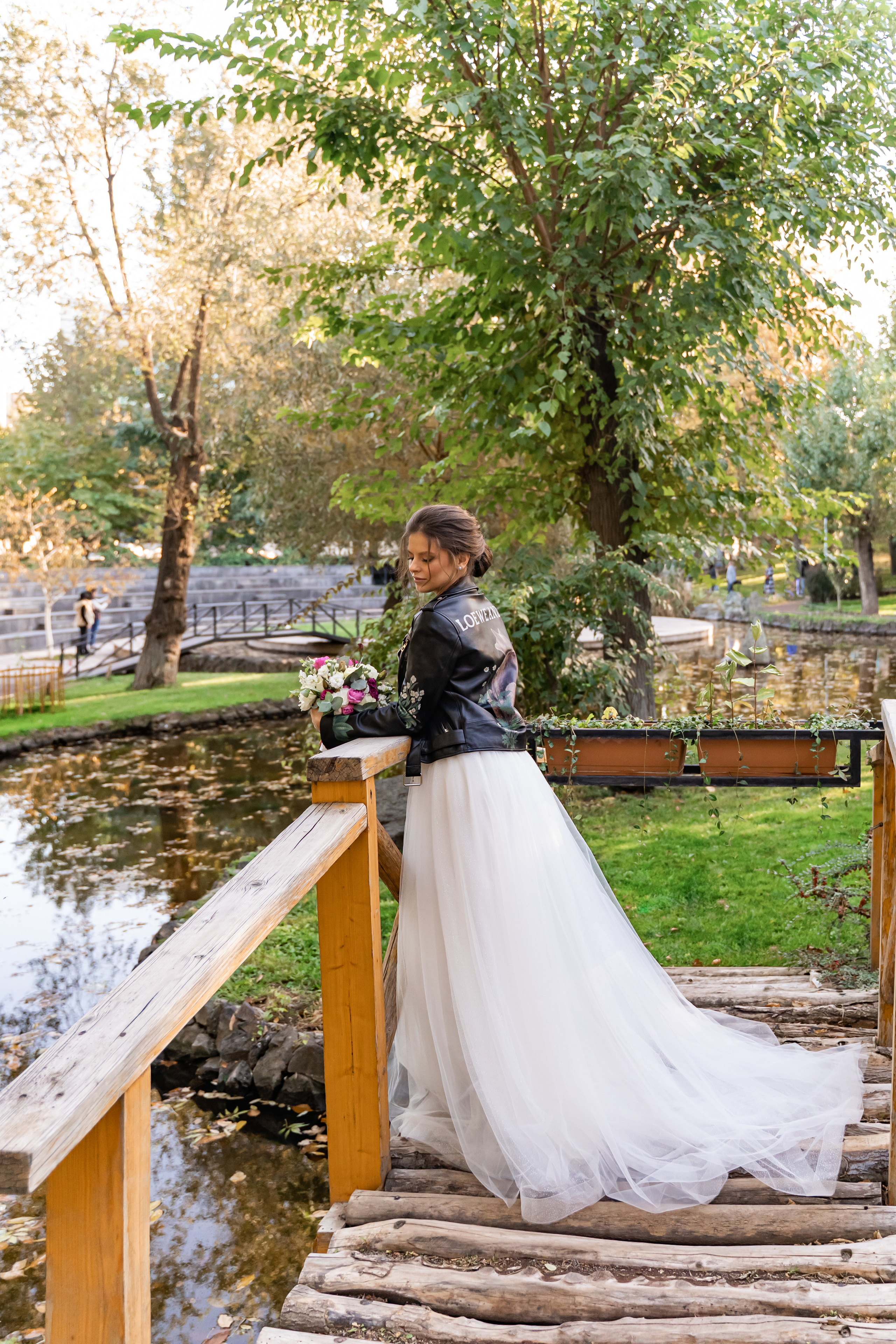 Даня и Даша. Камерная свадьба в Ереване. Свадебный и семейный фотограф Ирина Чернова