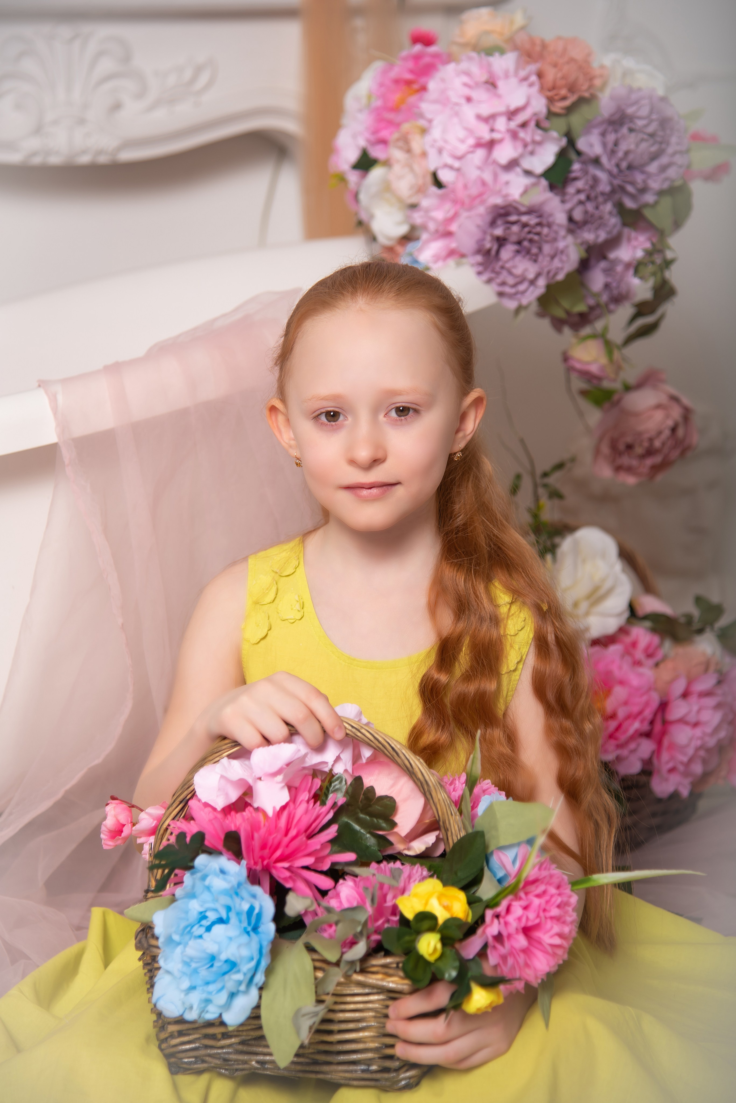 Модельная школа. Занимаюсь профессиональной фотографией и живу рядом с Байкалом. Работаю в разных жанрах