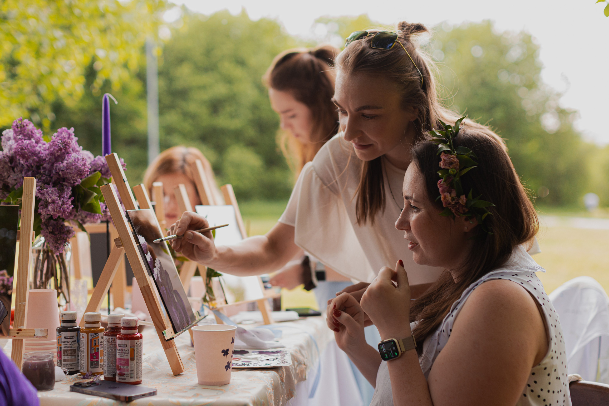 Мк Сирень на зеркале (девичник в парке). Анастасия Ракчеева Художник