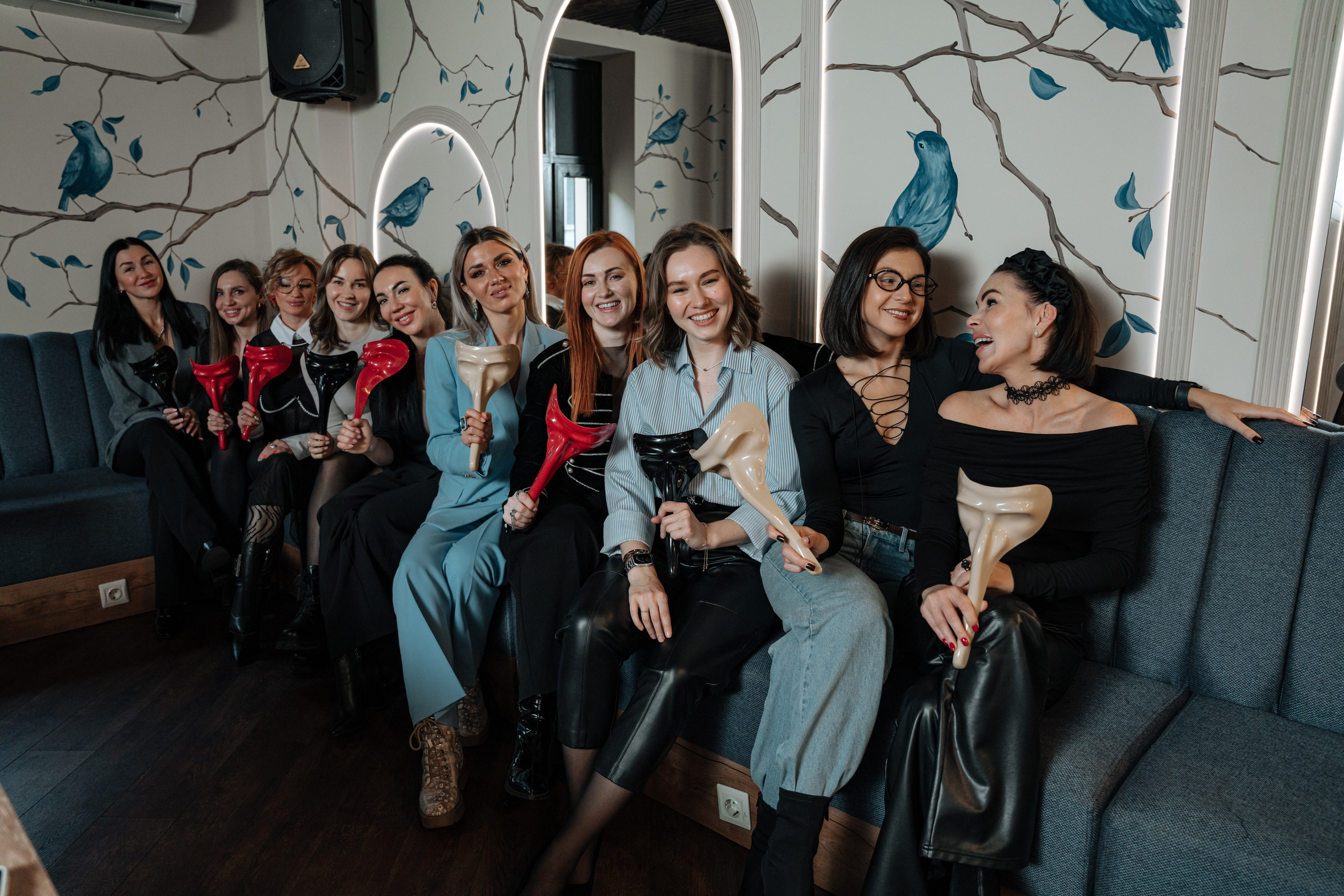 Мафия. Бар FINCH. ЖЕНСКИЙ КЛУБ LAXMI. Портретный фотограф в Санкт-Петербурге Дмитриева Наталия