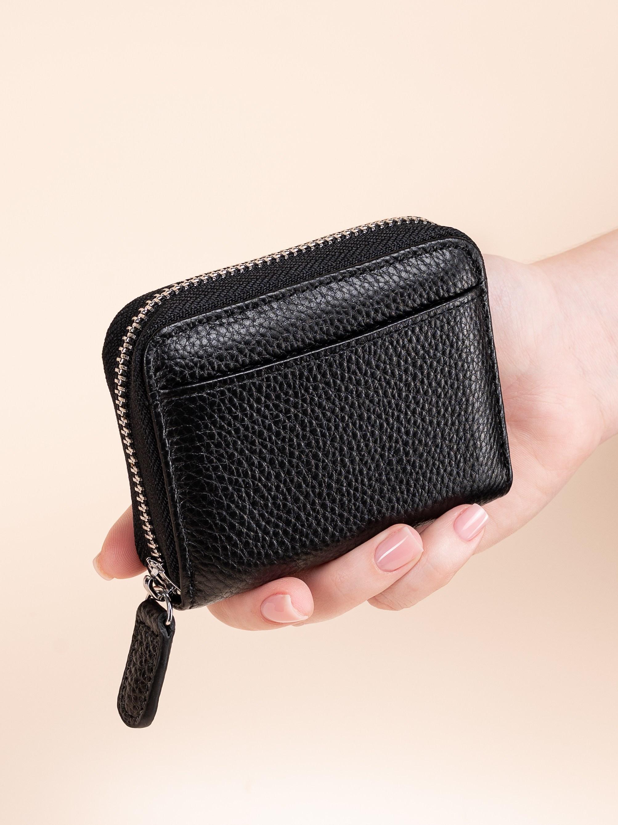 Кошельки/картхолдеры серия 3. Предметный фотограф, фото для маркетплейсов Пятигорск, КМВ